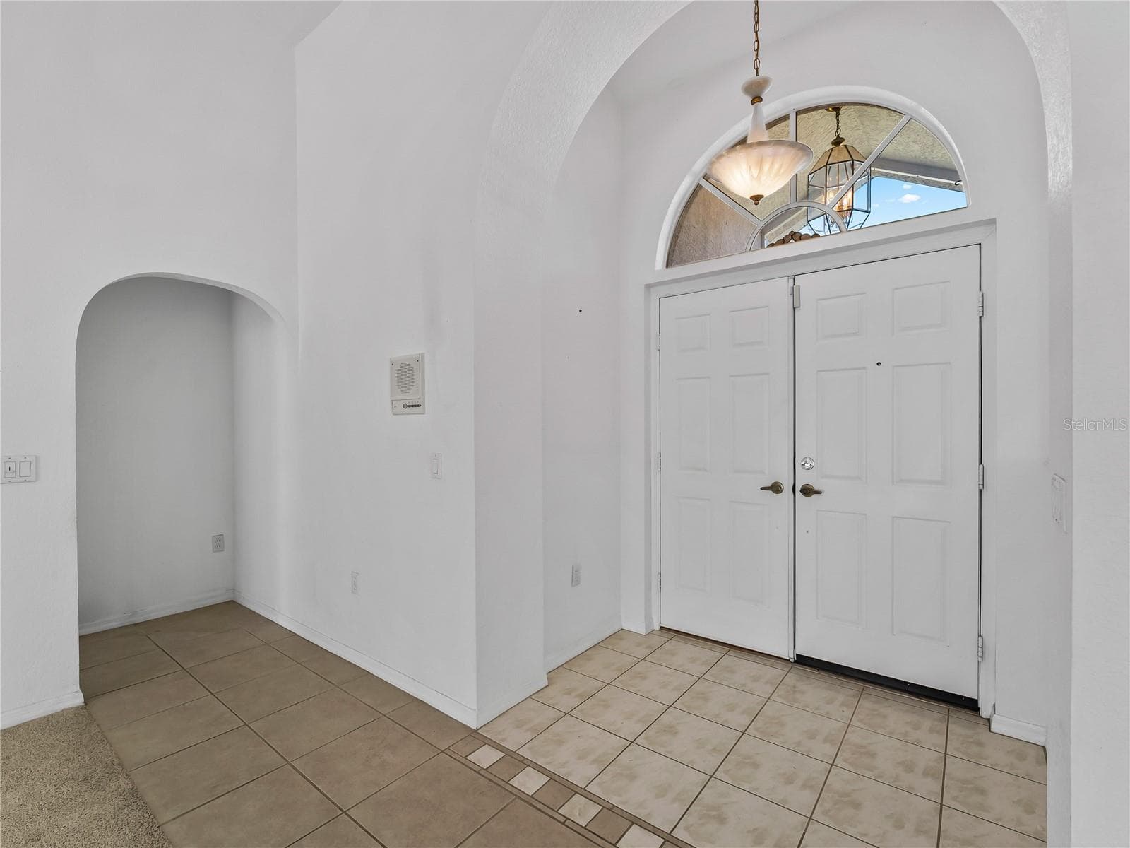 Foyer_134TocopillaStreet_PuntaGorda_CleanFinish_Entry.jpg - 134 TOCOPILLA ST, PUNTA GORDA
