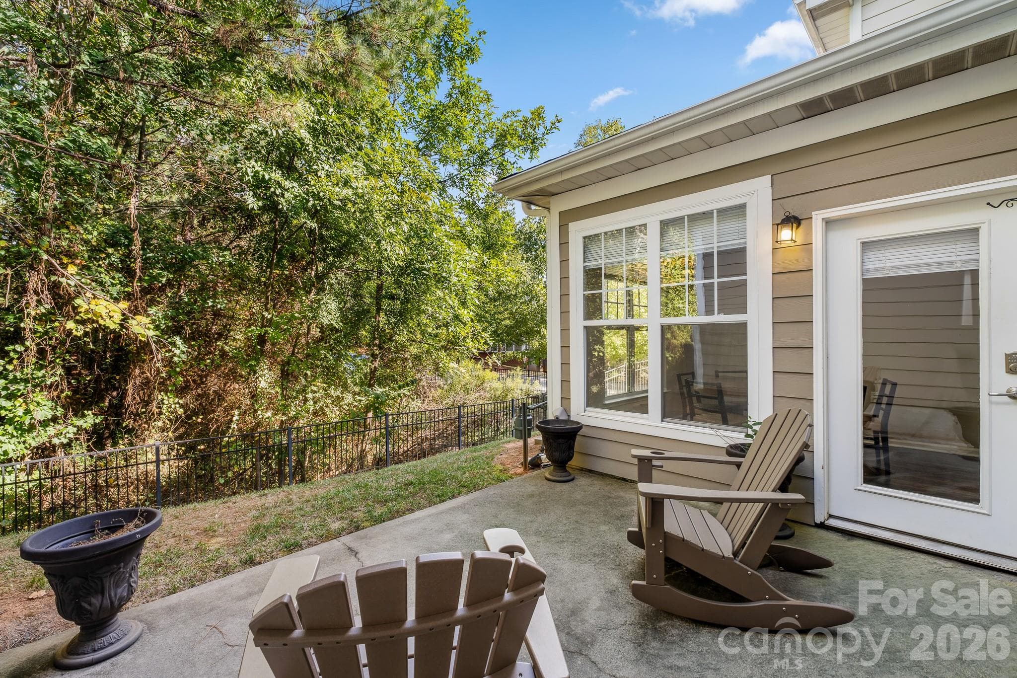 Townhouse at 14208 Castle Abbey Lane, Charlotte, photo 18 of 21
