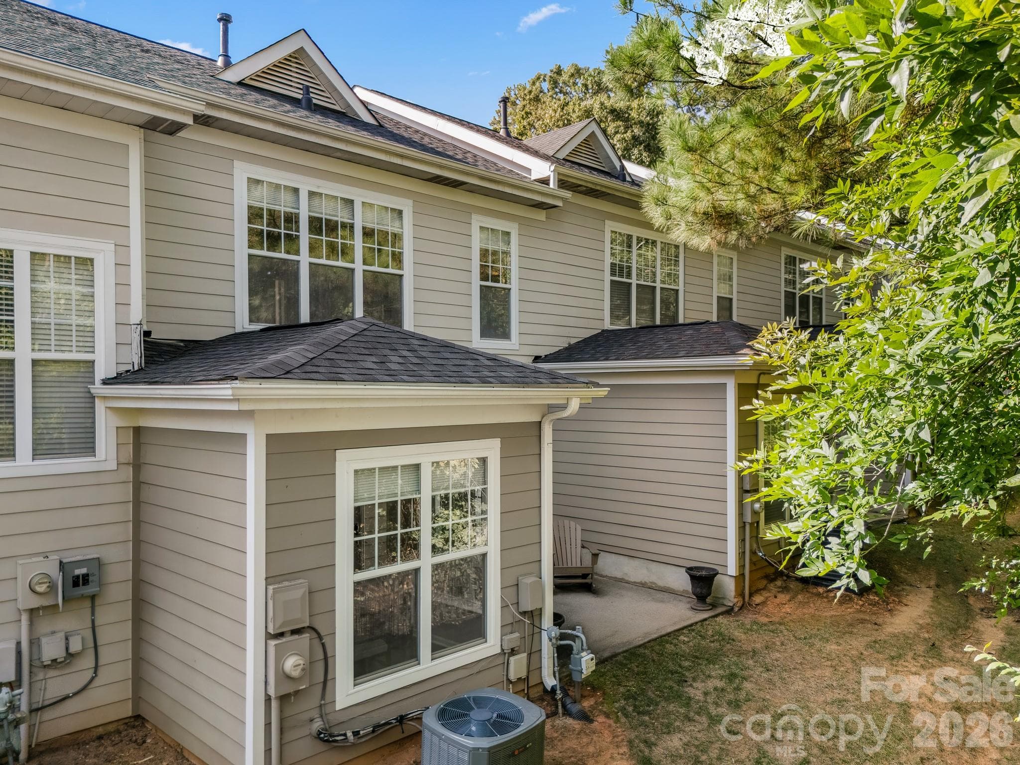 Townhouse at 14208 Castle Abbey Lane, Charlotte, photo 20 of 21