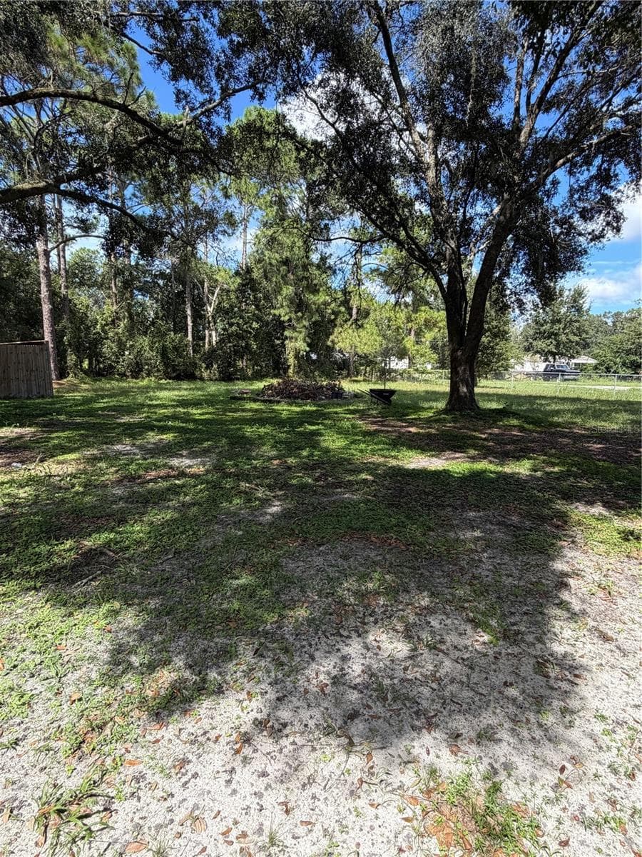 Single Family Residence at 2315 WOODS TRL, LAKELAND, photo 7 of 15
