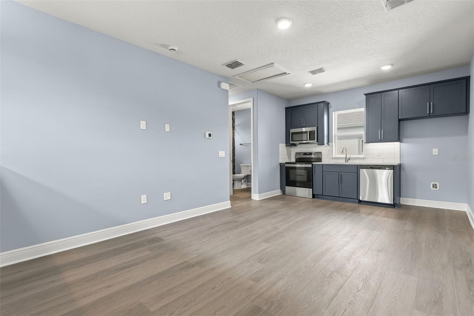 Above Garage Apartment - 10061 GOBAT ALY, ORLANDO