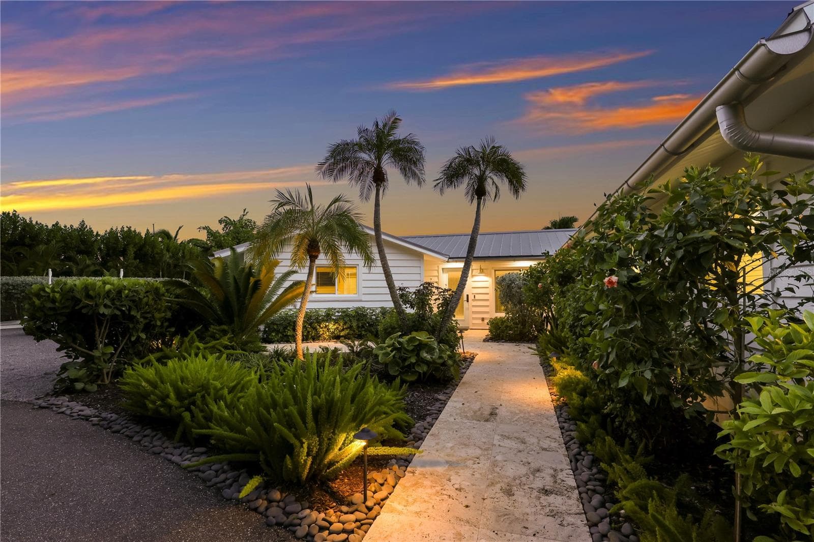 Single Family Residence at 6561 BAYOU HAMMOCK RD, LONGBOAT KEY, photo 8 of 81