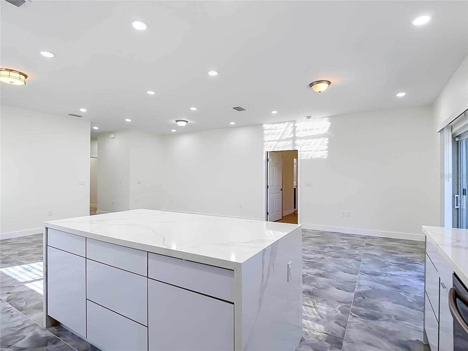 Single Family Residence at 14150 APPLETON BLVD, PORT CHARLOTTE, photo 11 of 39