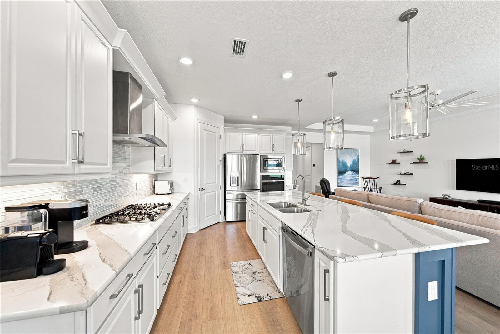 Single Family Residence at 4952 FAIRHOPE CIR, LAKEWOOD RANCH, photo 15 of 77