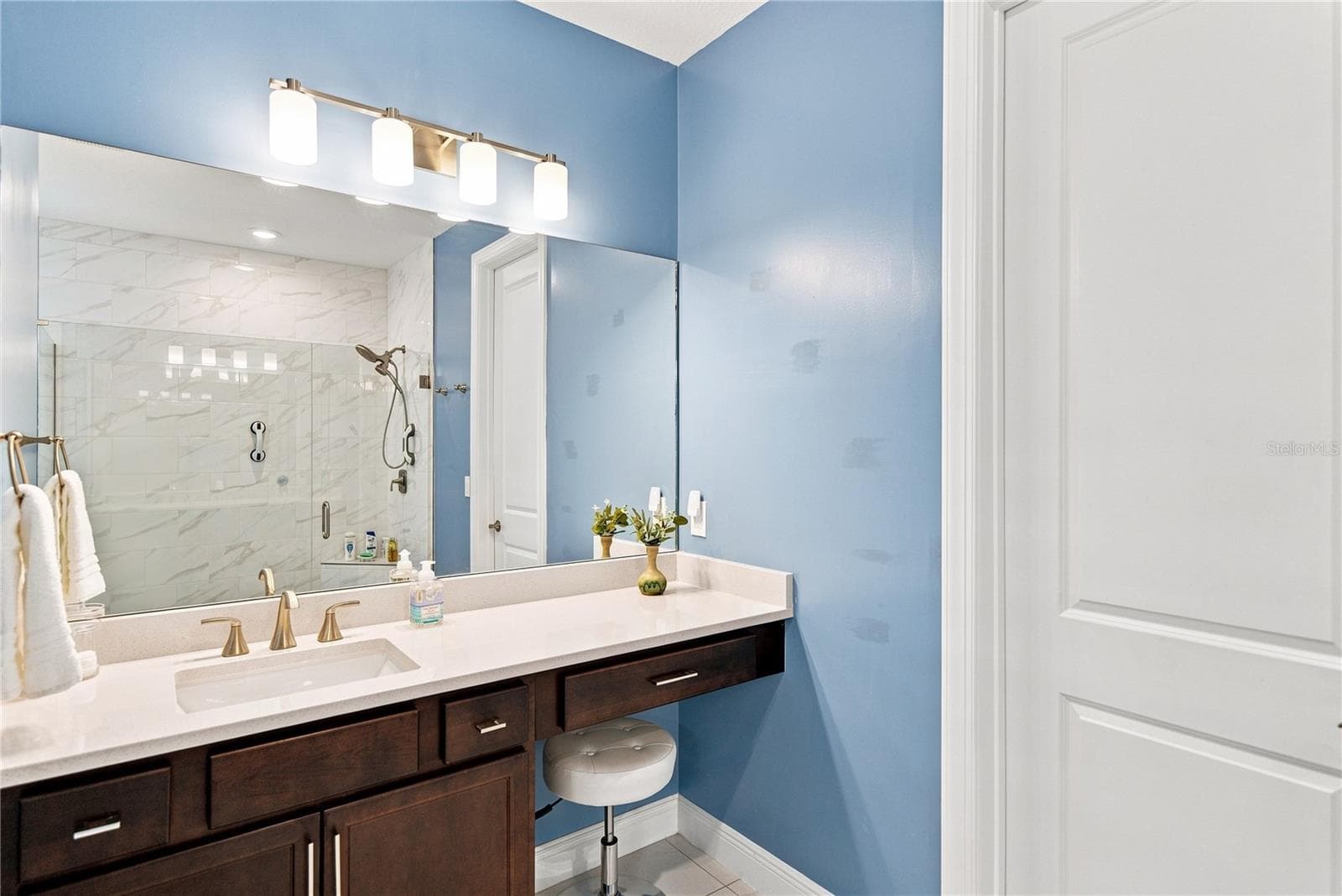 Single Family Residence at 4952 FAIRHOPE CIR, LAKEWOOD RANCH, photo 24 of 77