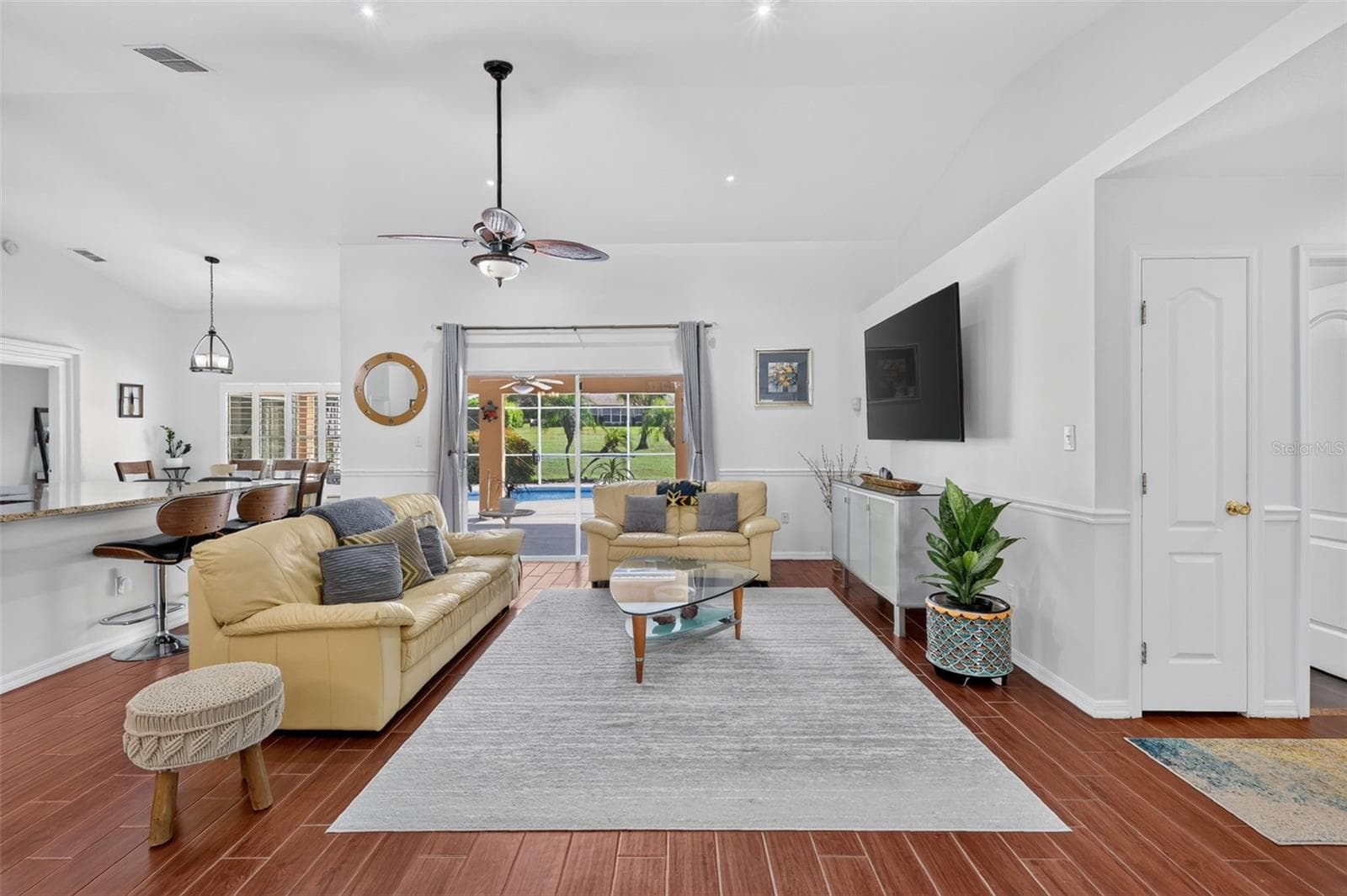 Single Family Residence at 11340 PRESTON COVE RD, CLERMONT, photo 10 of 46