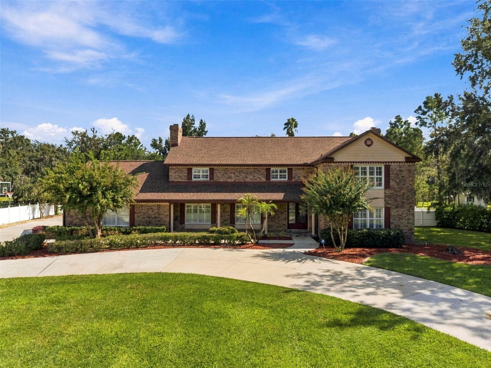 Single Family Residence at 115 HICKORY CREEK DR, BRANDON, photo 5 of 98