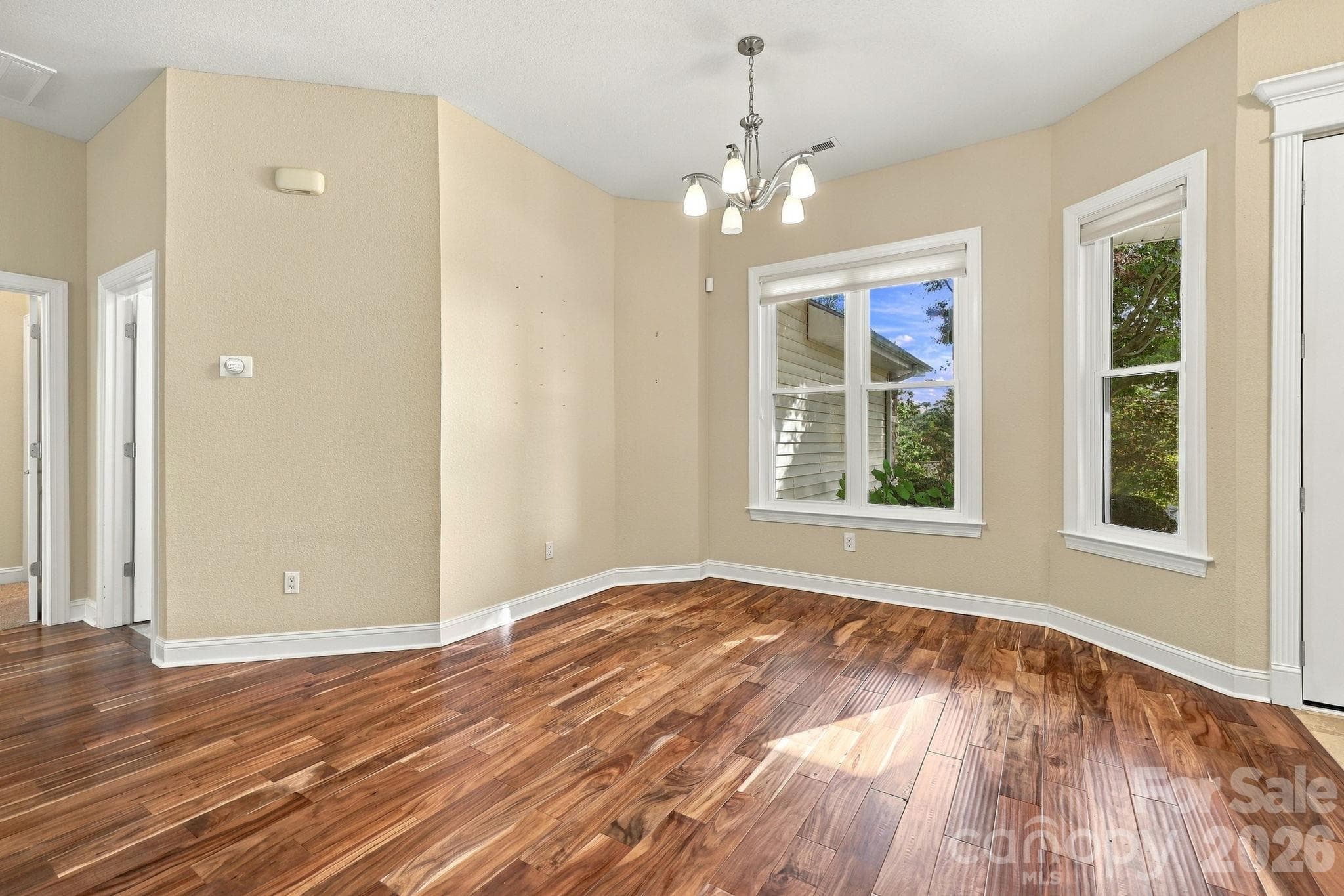 Large entry way and breakfast nook - 57 Talon Trail Lane, Etowah