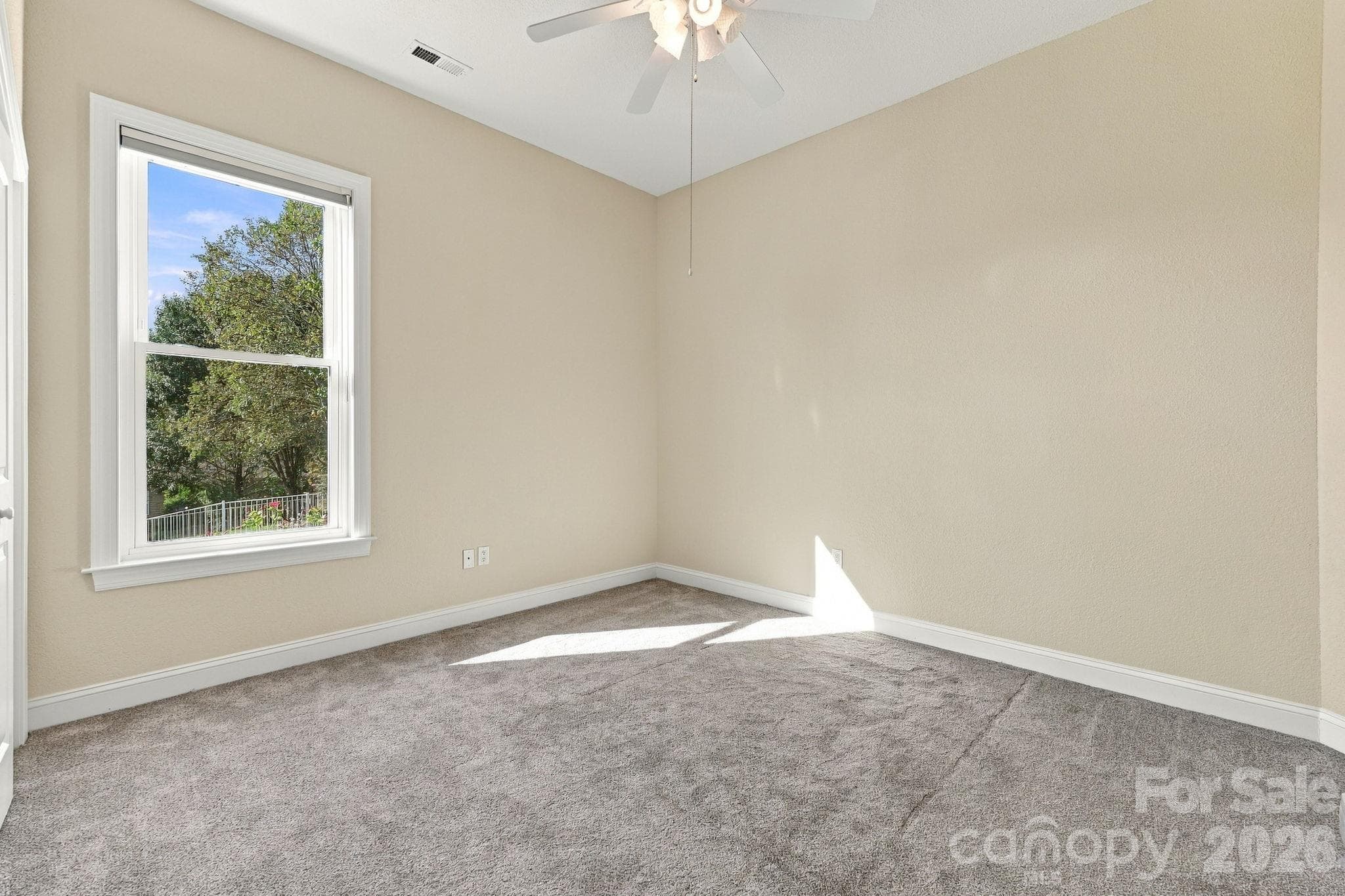new carpets - 57 Talon Trail Lane, Etowah