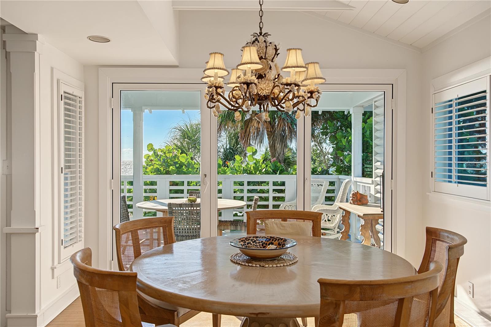 Single Family Residence at 956 ELDORADO AVE, CLEARWATER, photo 19 of 80