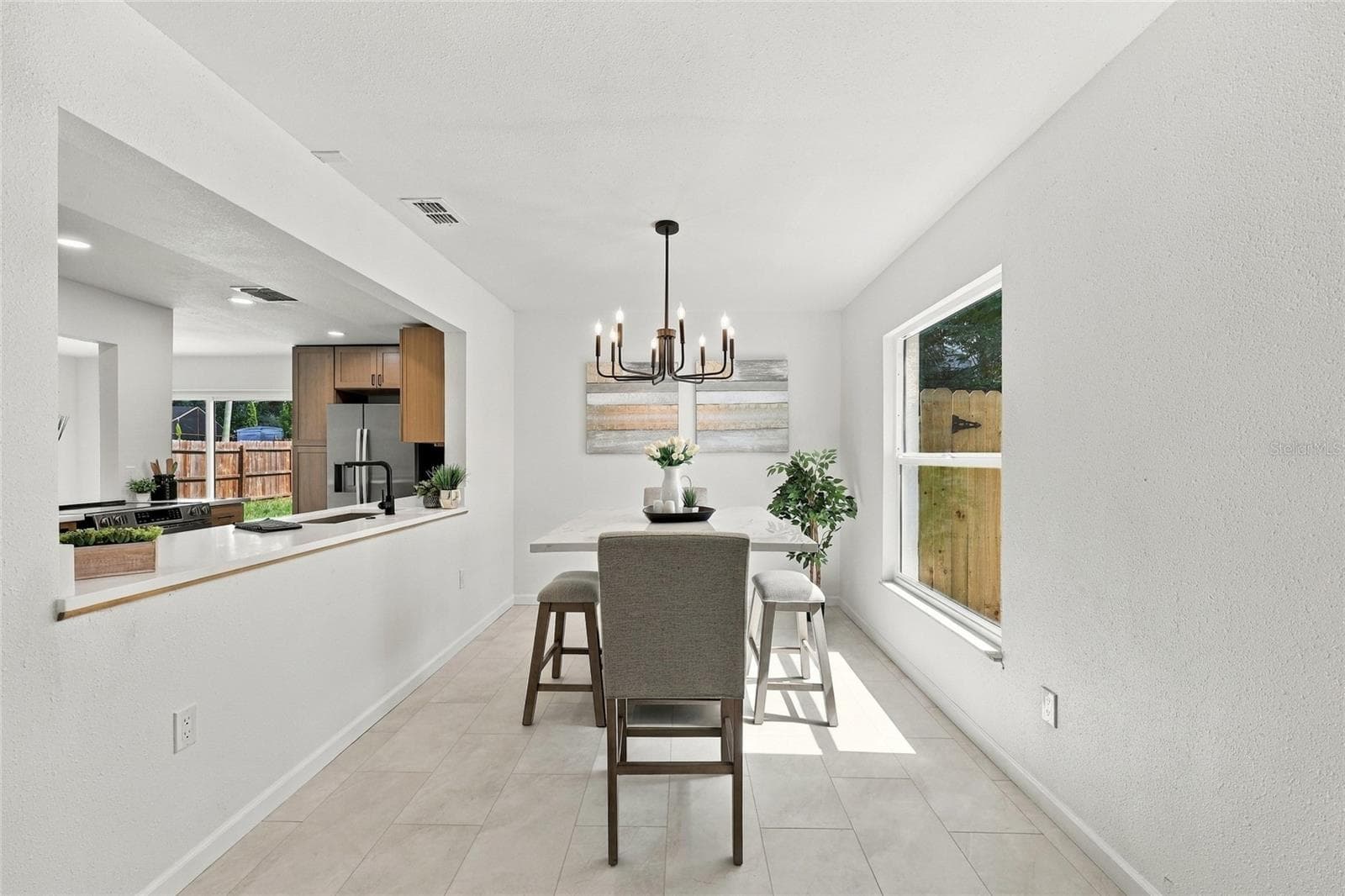 Single Family Residence at 613 CHARING CROSS CT, LAKE MARY, photo 8 of 50