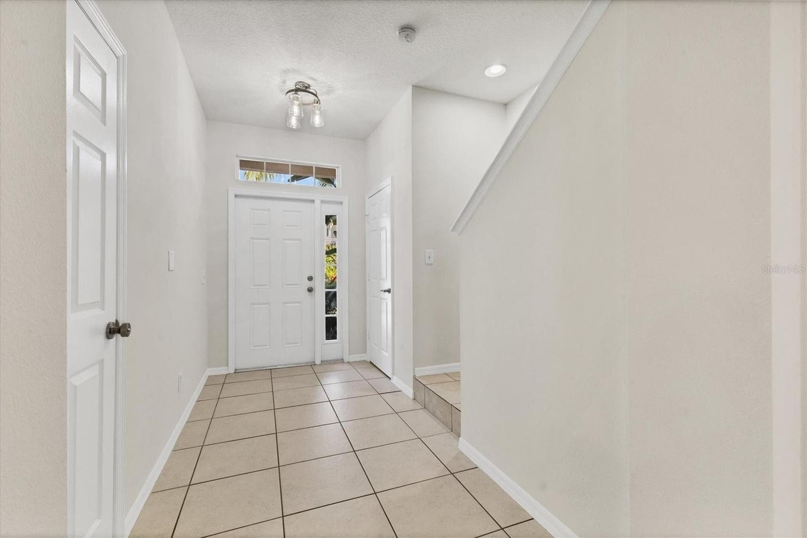 Townhouse at 4104 CRABTREE AVE, SARASOTA, photo 11 of 46