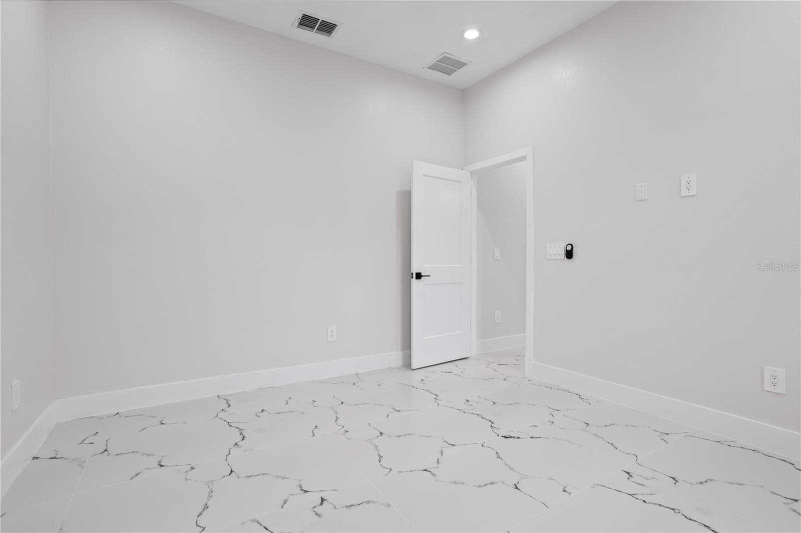 Single Family Residence at 30643 APRICOT AVE, EUSTIS, photo 27 of 55