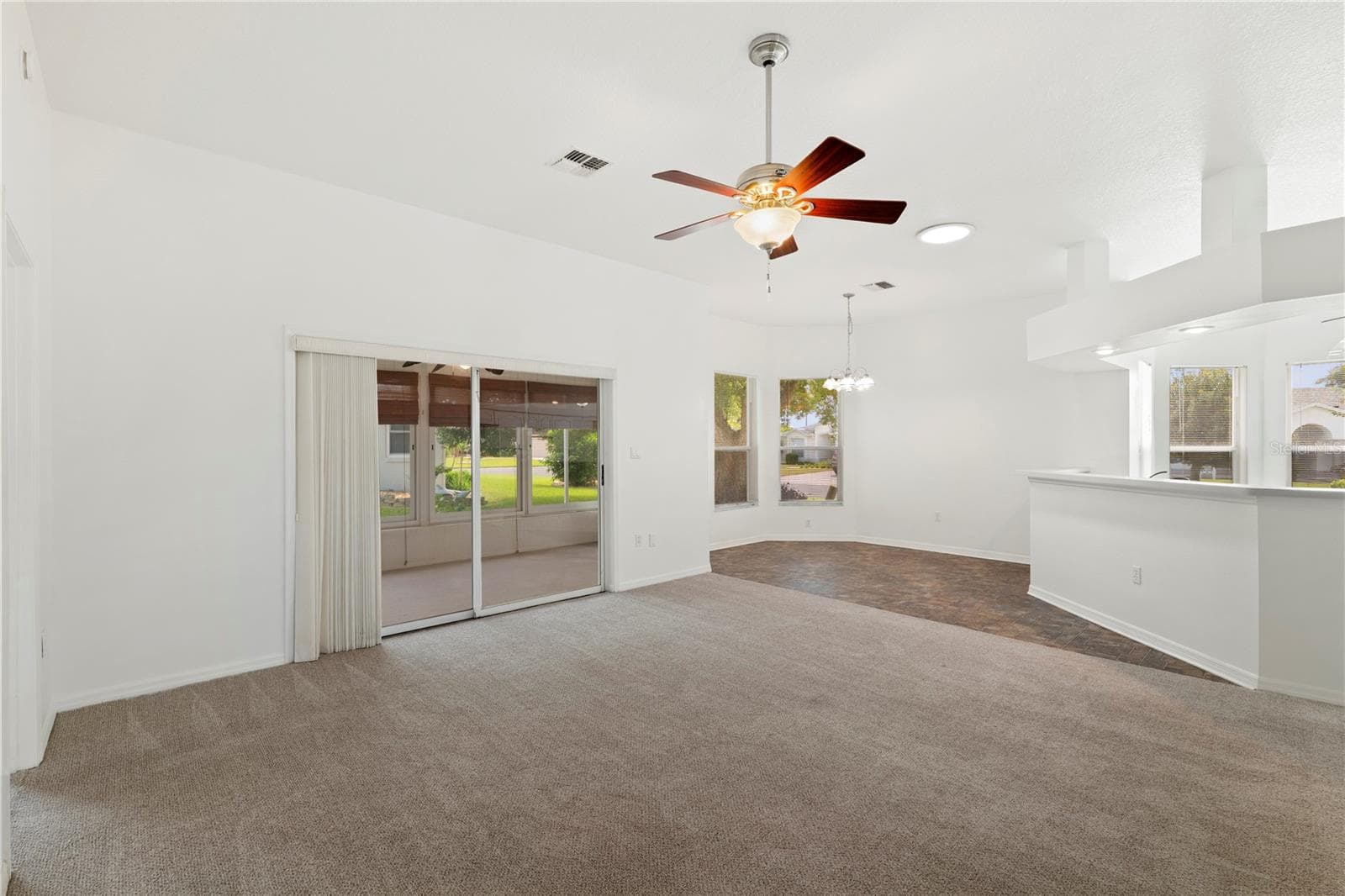 Single Family Residence at 5761 MACAW PL, LAKELAND, photo 4 of 29