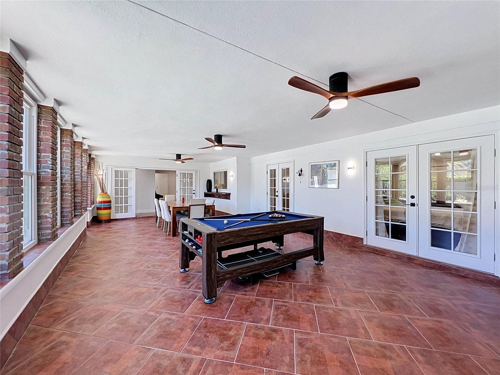Single Family Residence at 161 WHITE OAK CIR, MAITLAND, photo 42 of 54