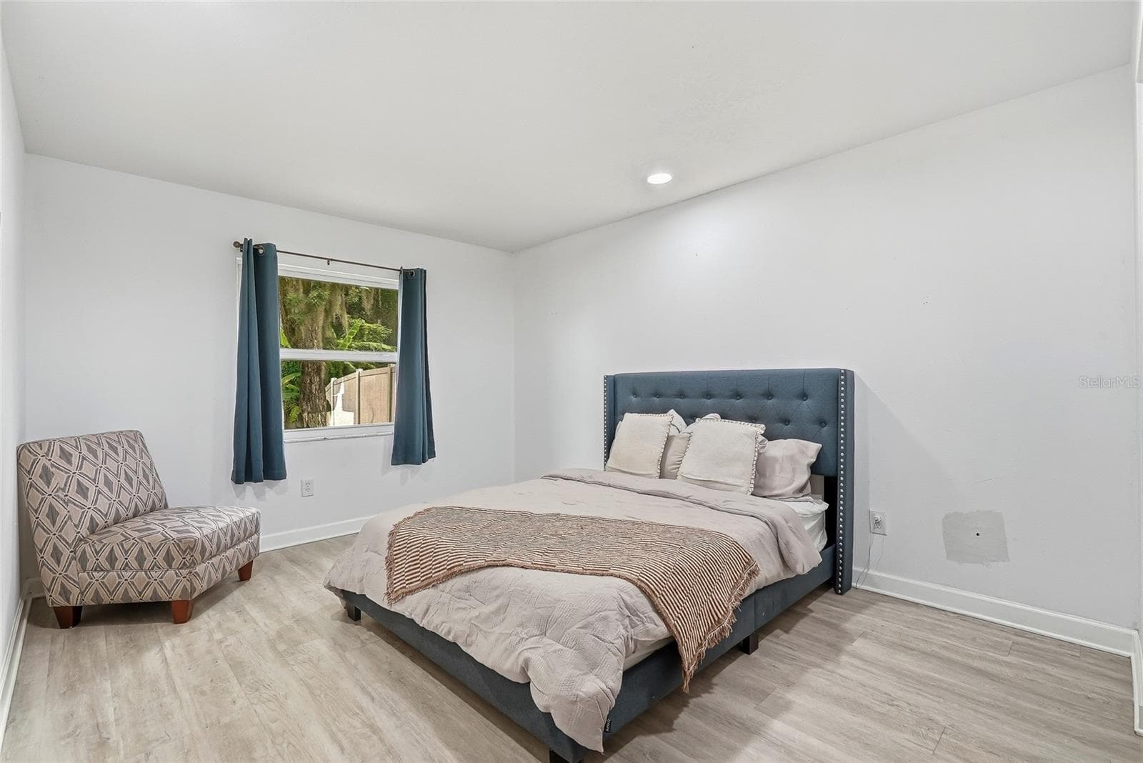 Single Family Residence at 4206 WINDTREE DR, TAMPA, photo 31 of 53
