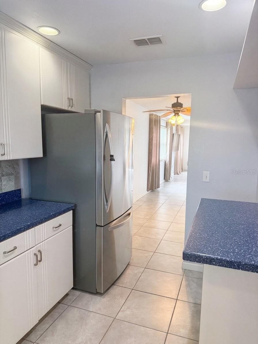 Condominium at 5623 80TH ST N #415, ST PETERSBURG, photo 10 of 28