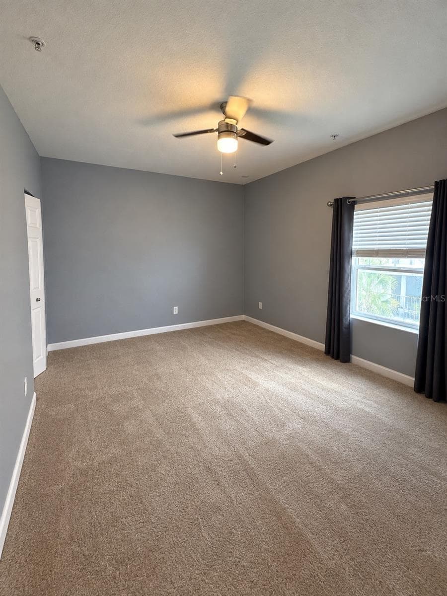 Townhouse at 2388 GRAND CENTRAL PKWY #8, ORLANDO, photo 11 of 14