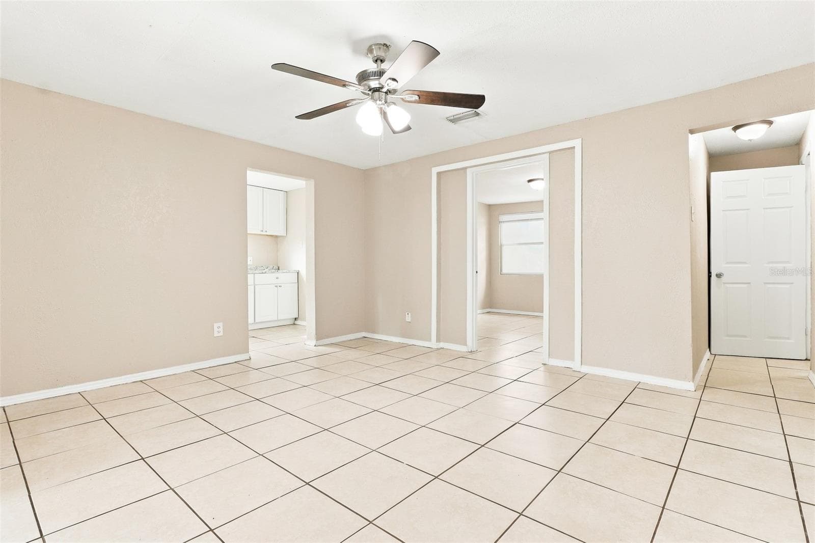 Single Family Residence at 2313 W RIO VISTA AVE, TAMPA, photo 8 of 36