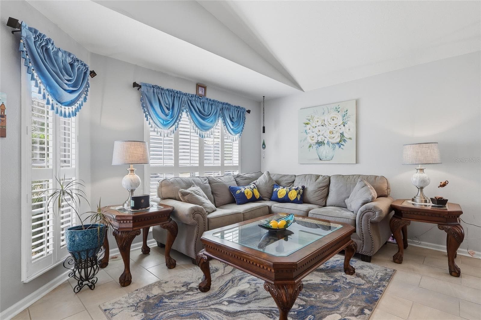 Single Family Residence at 12402 TREE POINTE CT, RIVERVIEW, photo 4 of 43