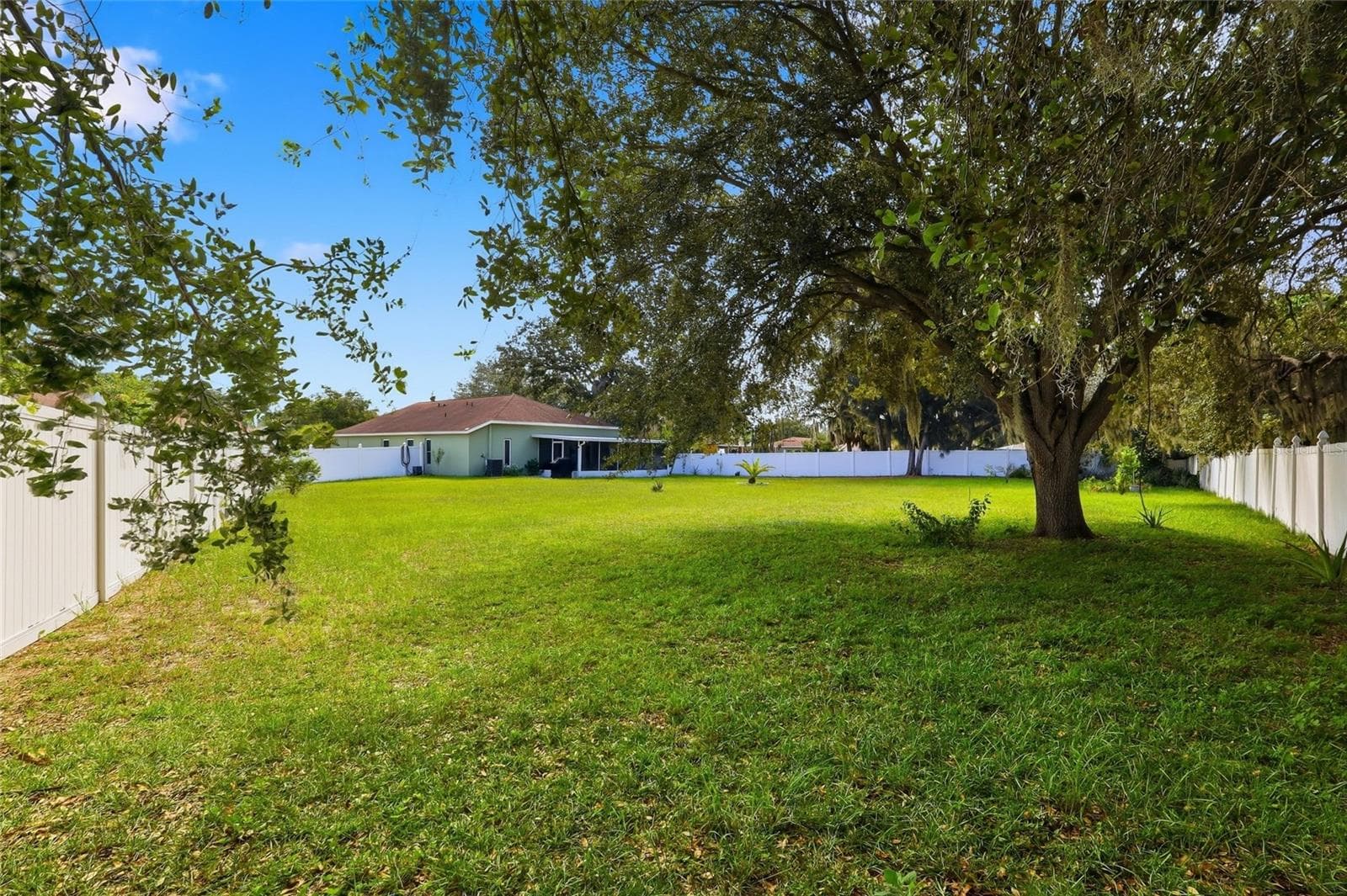 Single Family Residence at 12402 TREE POINTE CT, RIVERVIEW, photo 31 of 43