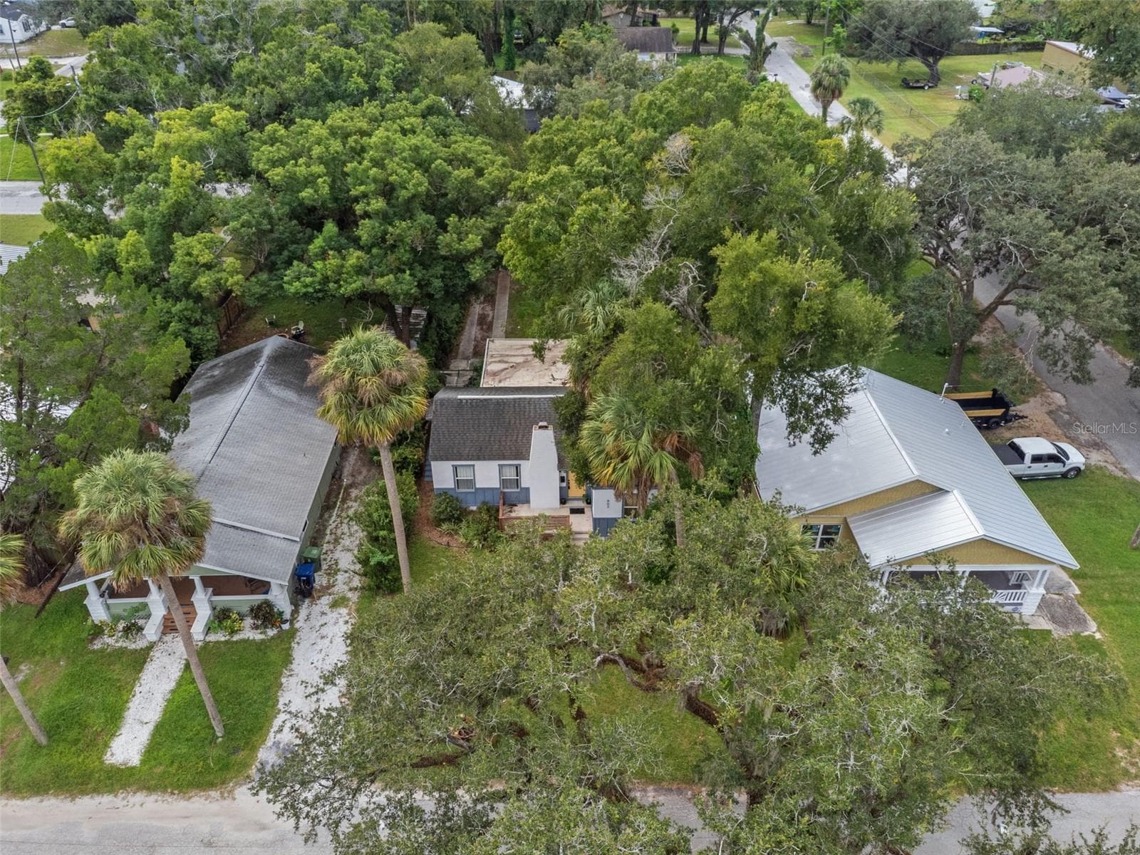 Single Family Residence at 803 E HOLLYWOOD ST, TAMPA, photo 44 of 50