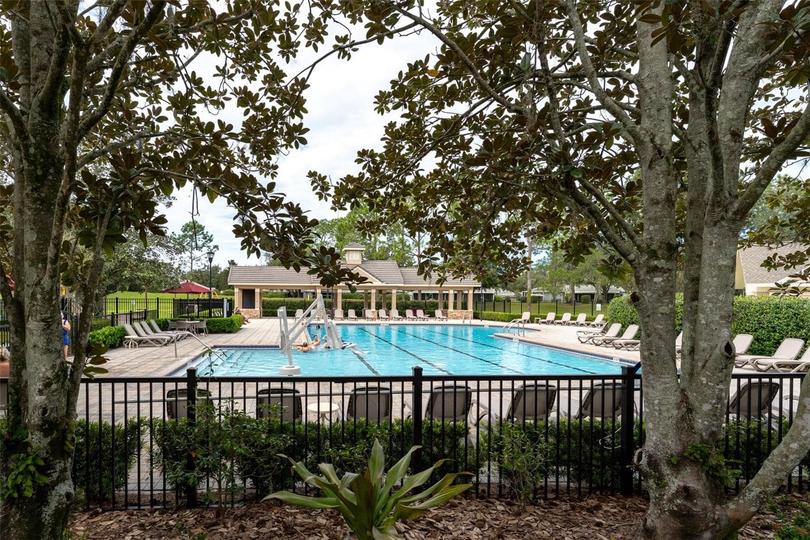 Single Family Residence at 6302 BRIDGEVISTA DR, LITHIA, photo 63 of 83