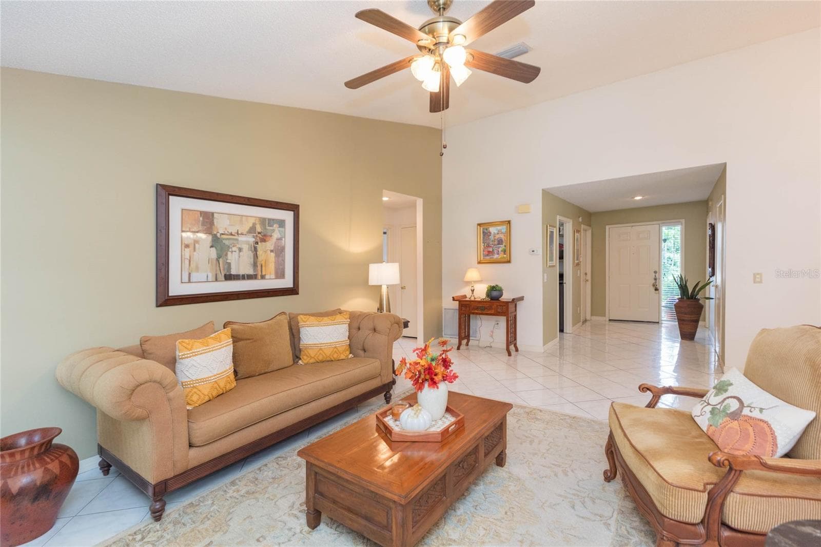 Great Room/ Foyer - 4932 CYPRESS TRACE DR, TAMPA