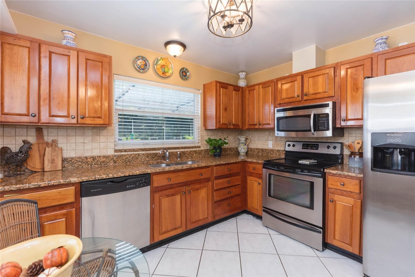 Kitchen - 4932 CYPRESS TRACE DR, TAMPA