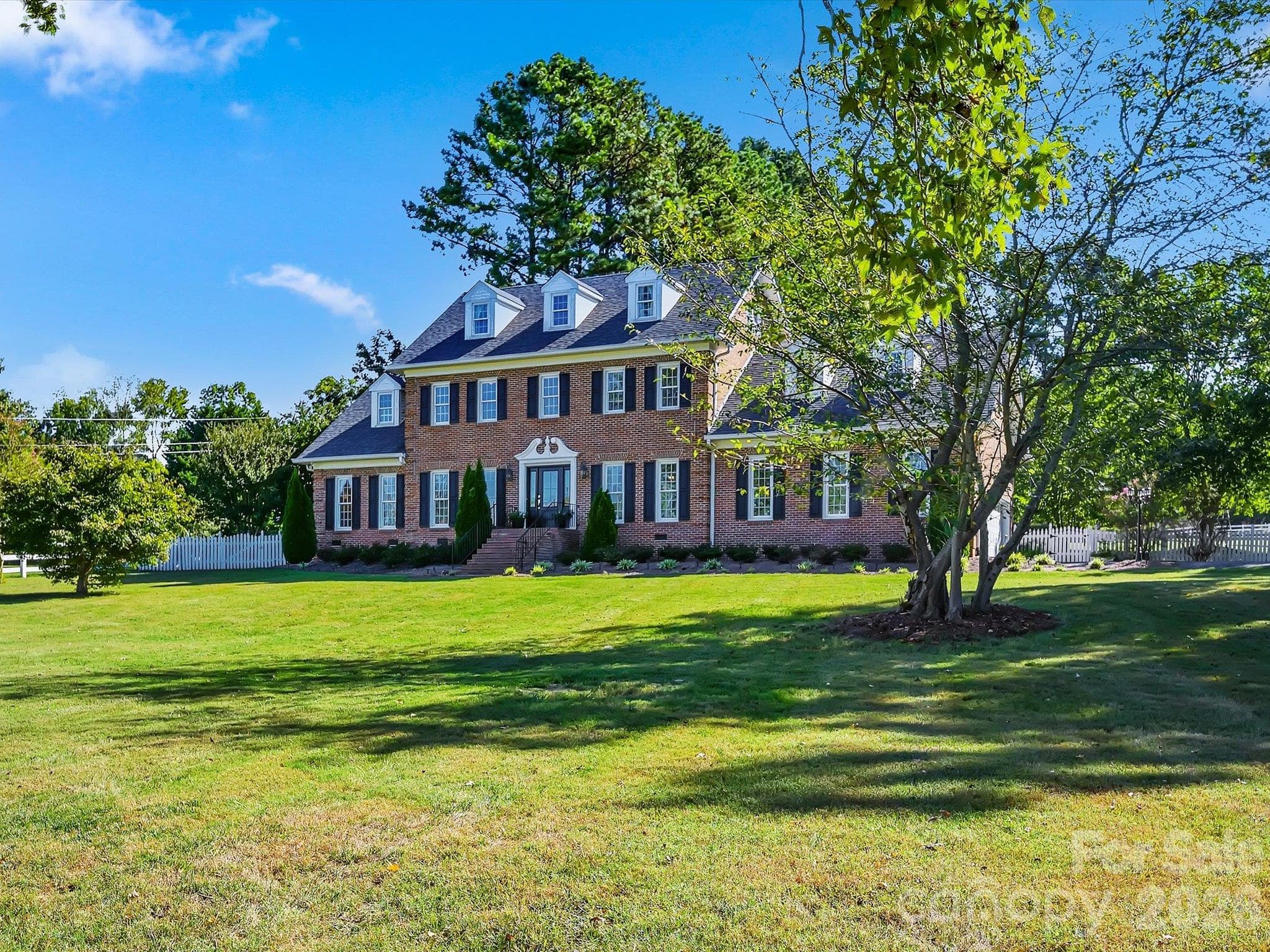 11215 Idlewild Road