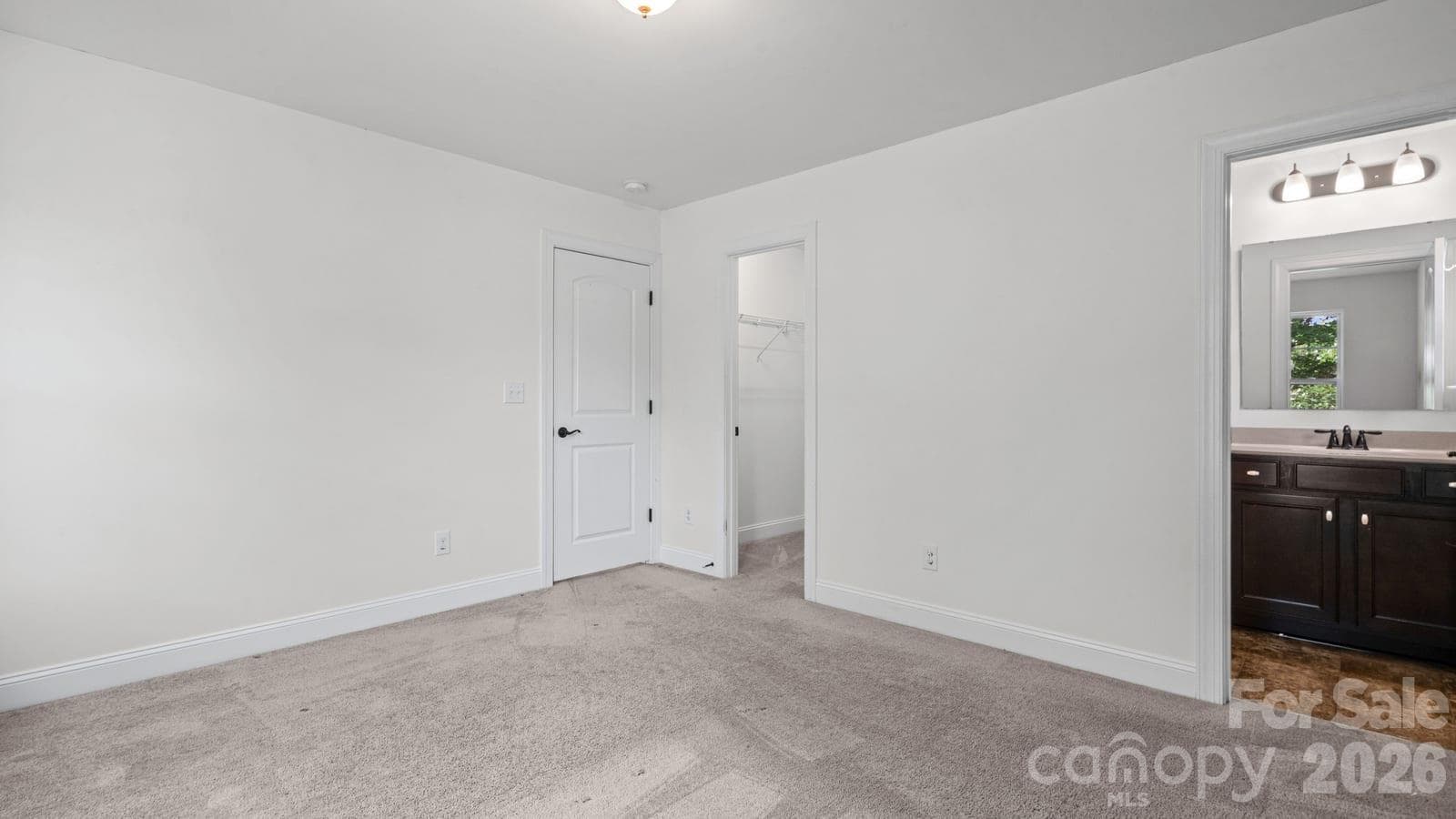 Single Family Residence at 7235 Barefoot Forest Drive, Charlotte, photo 39 of 48