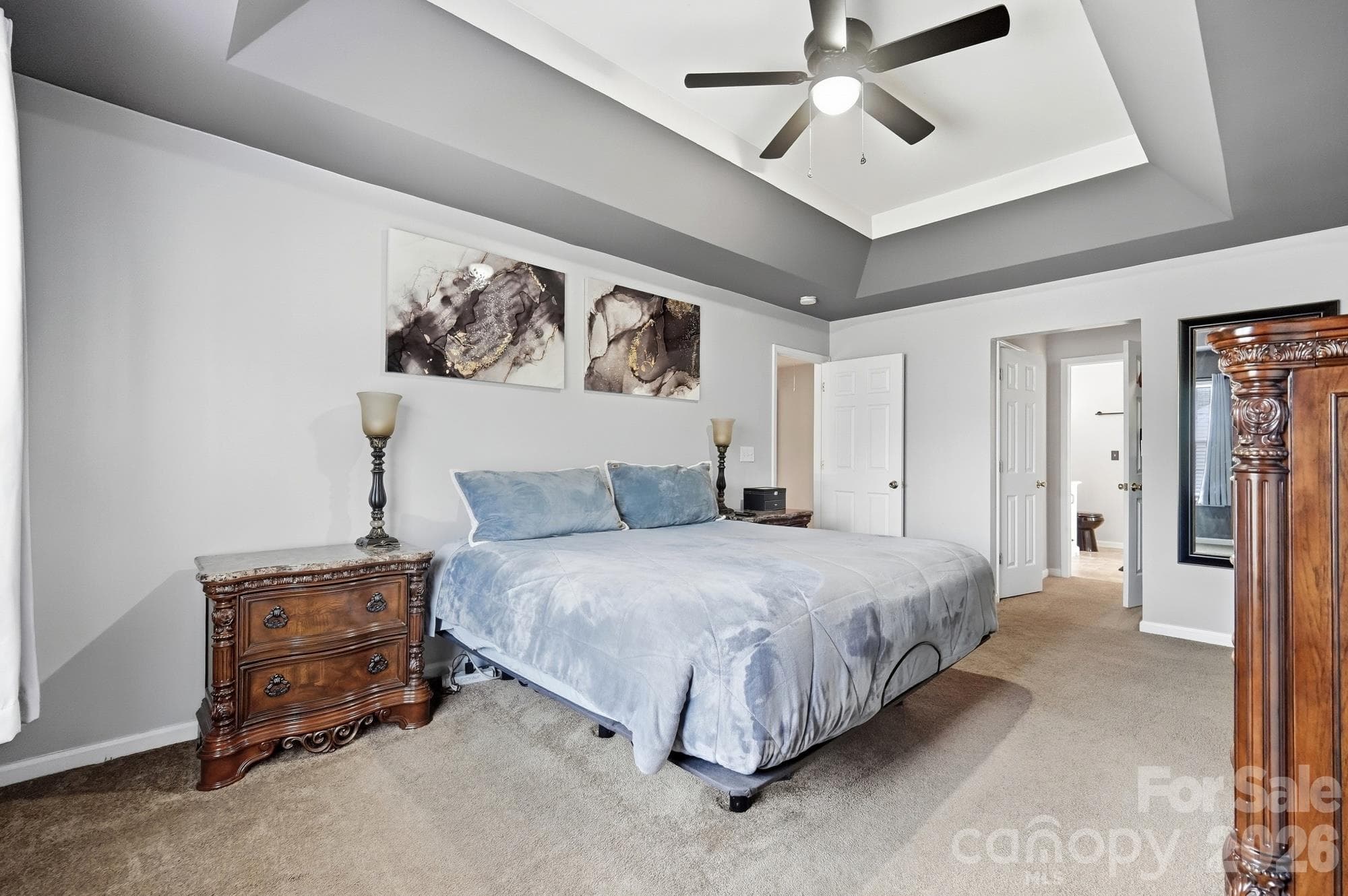 Single Family Residence at 623 Finborough Court, Charlotte, photo 4 of 37