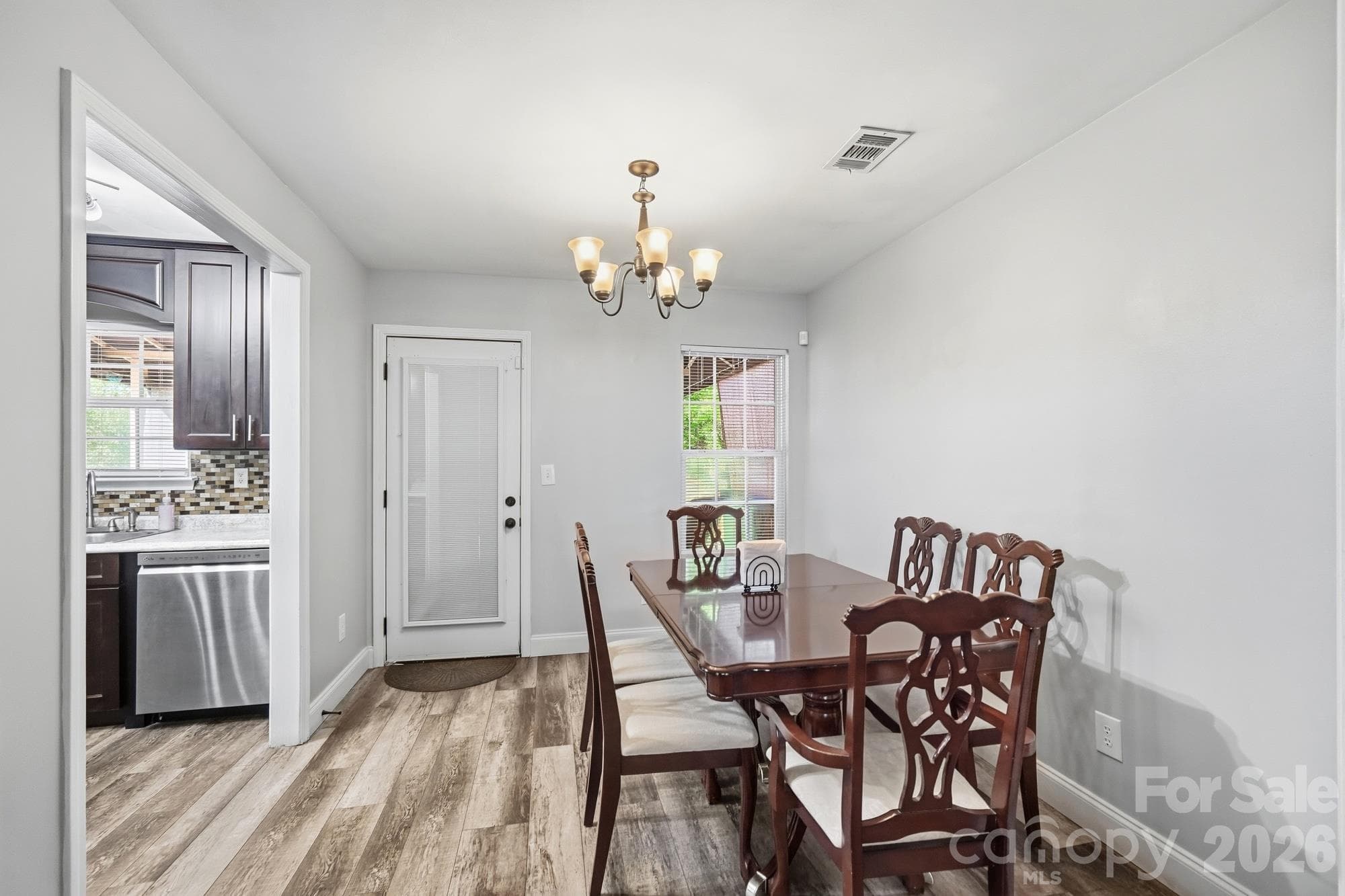 Single Family Residence at 623 Finborough Court, Charlotte, photo 16 of 37