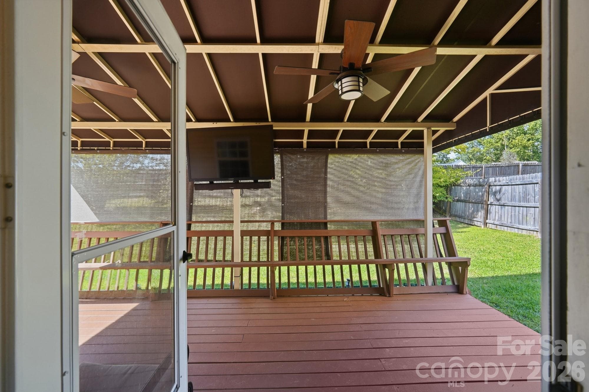 Single Family Residence at 623 Finborough Court, Charlotte, photo 32 of 37