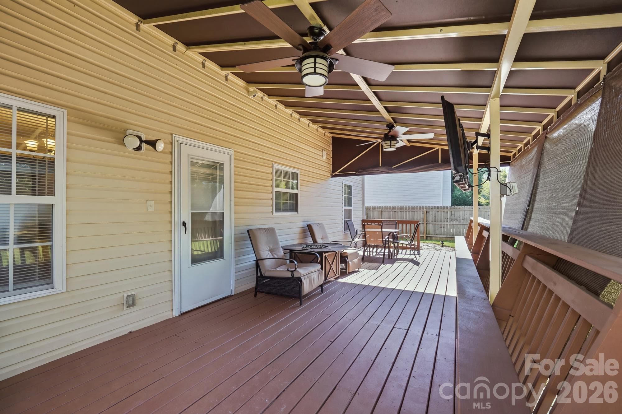 Single Family Residence at 623 Finborough Court, Charlotte, photo 33 of 37