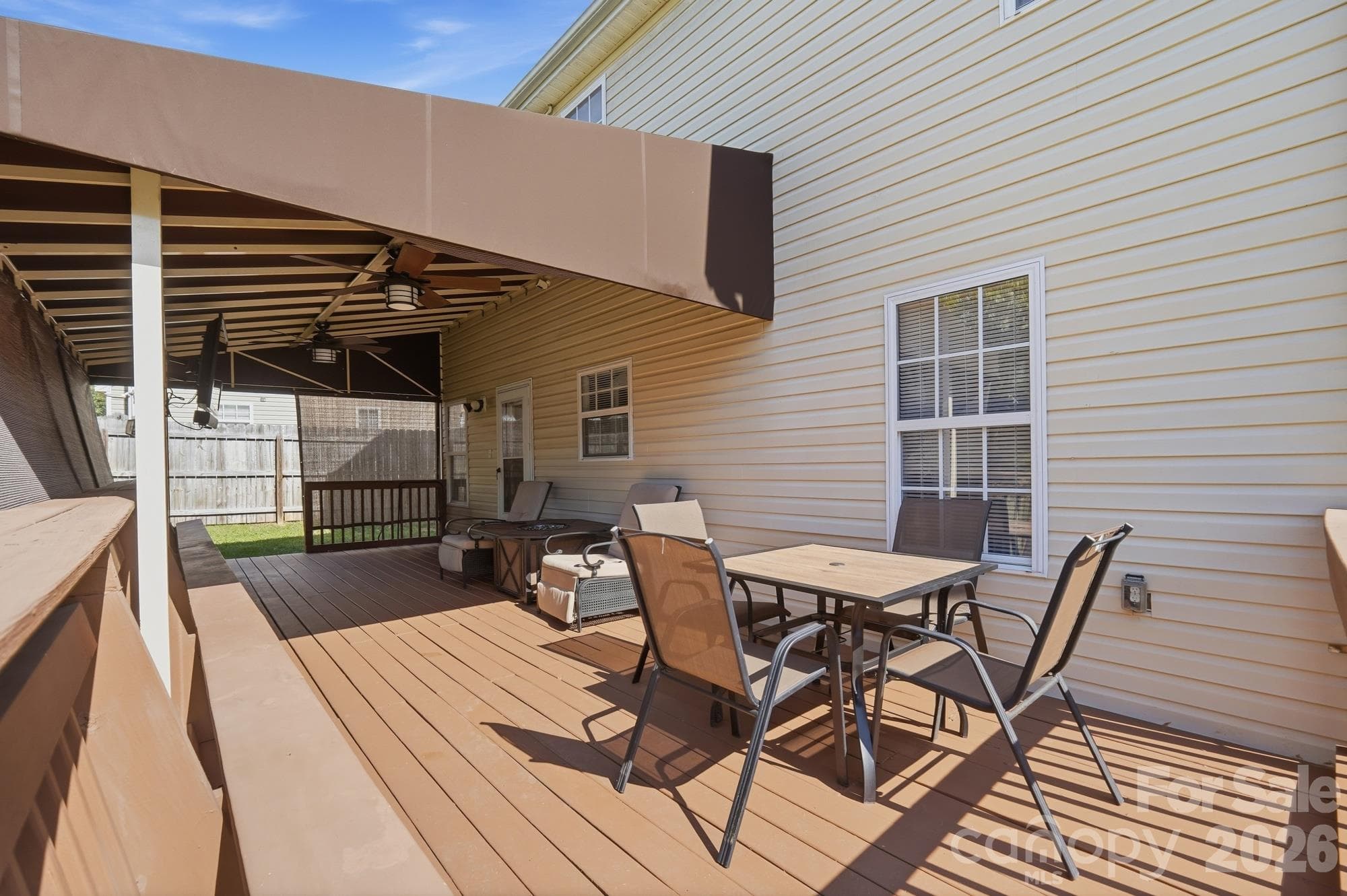 Single Family Residence at 623 Finborough Court, Charlotte, photo 35 of 37
