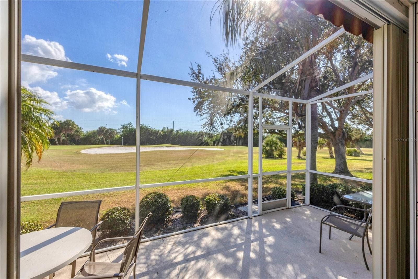Single Family Residence at 446 PINEWOOD LAKE DR, VENICE, photo 16 of 82