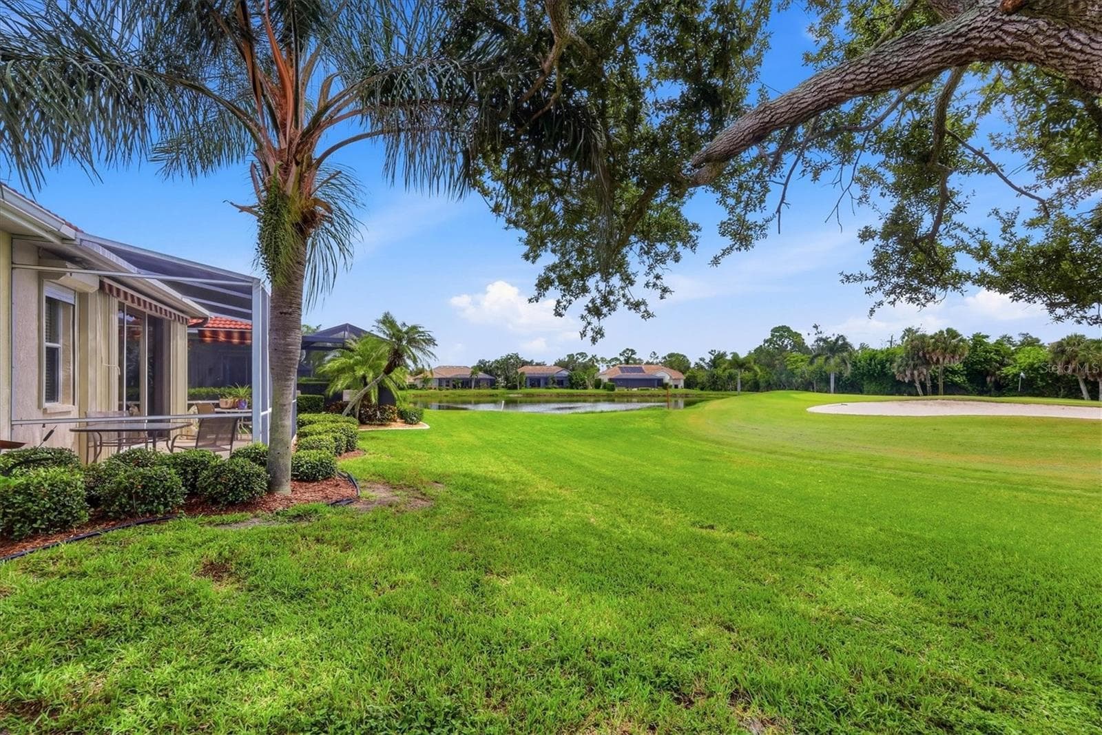 Single Family Residence at 446 PINEWOOD LAKE DR, VENICE, photo 22 of 82