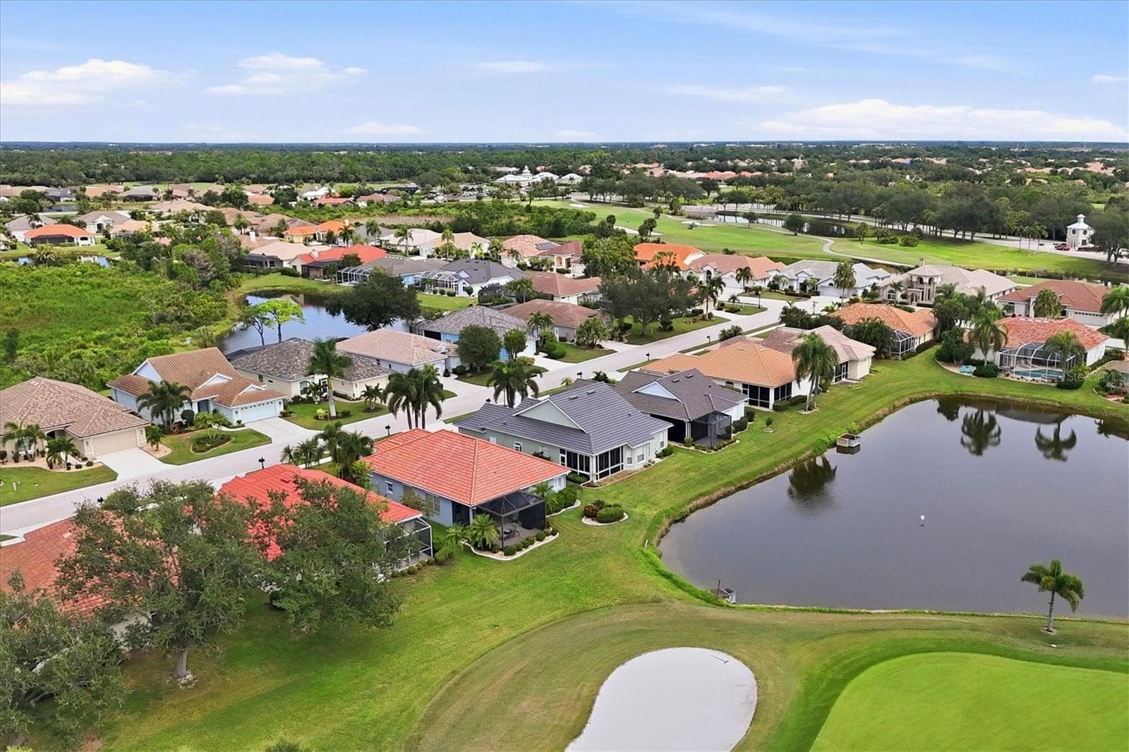 Single Family Residence at 446 PINEWOOD LAKE DR, VENICE, photo 25 of 82