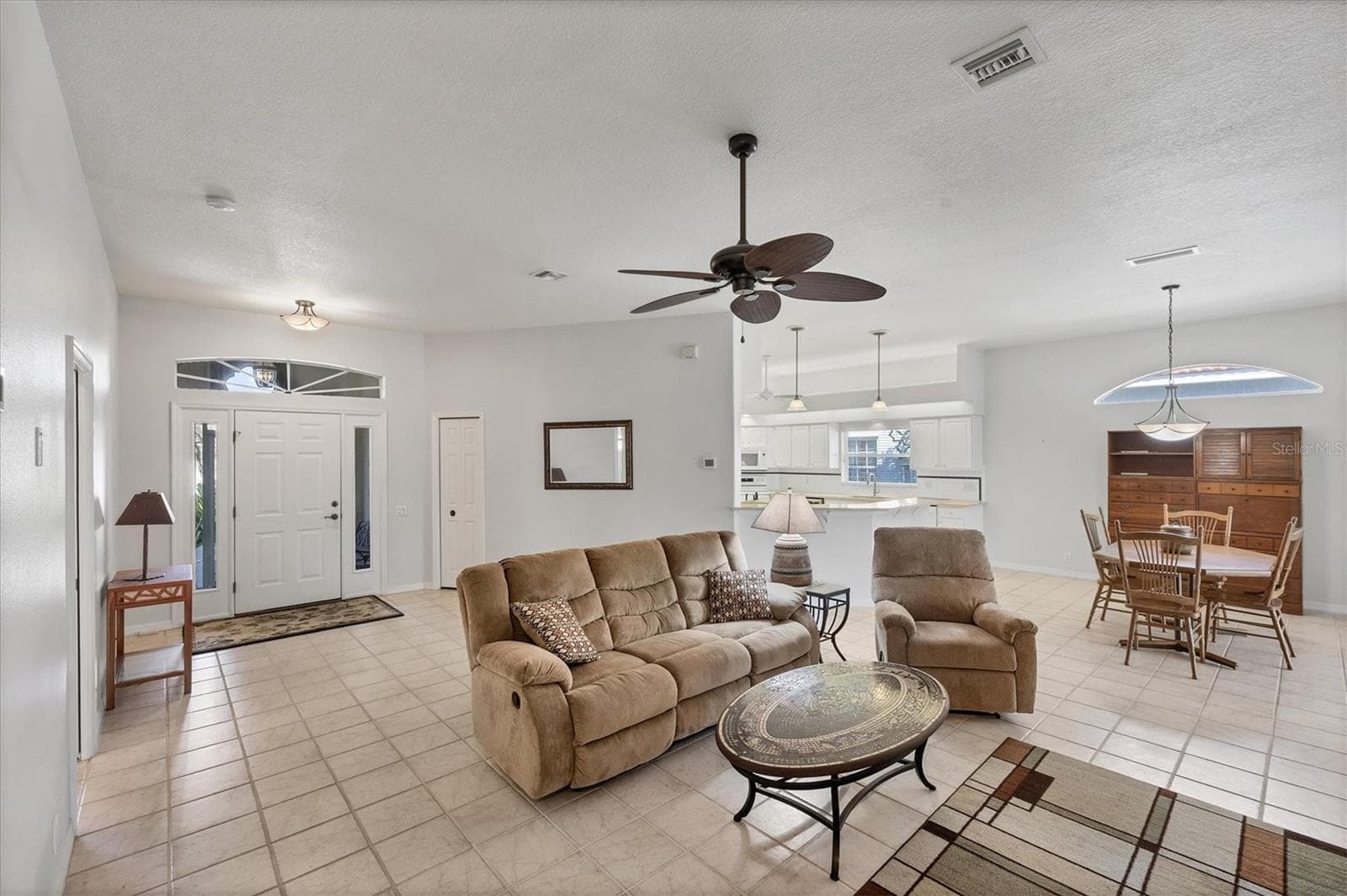 Single Family Residence at 446 PINEWOOD LAKE DR, VENICE, photo 38 of 82
