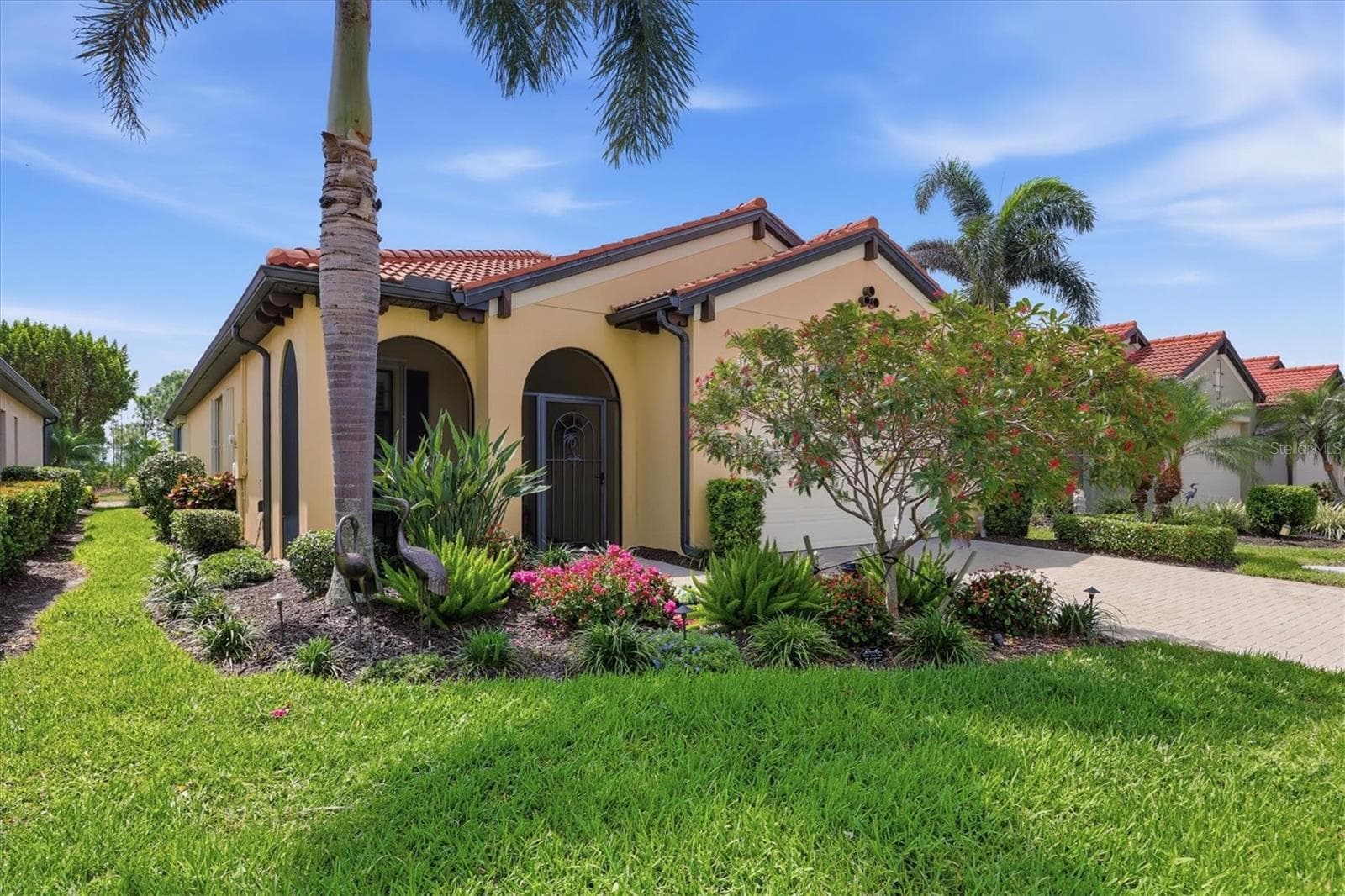 Single Family Residence at 10441 CROOKED CREEK DR, VENICE, photo 5 of 99