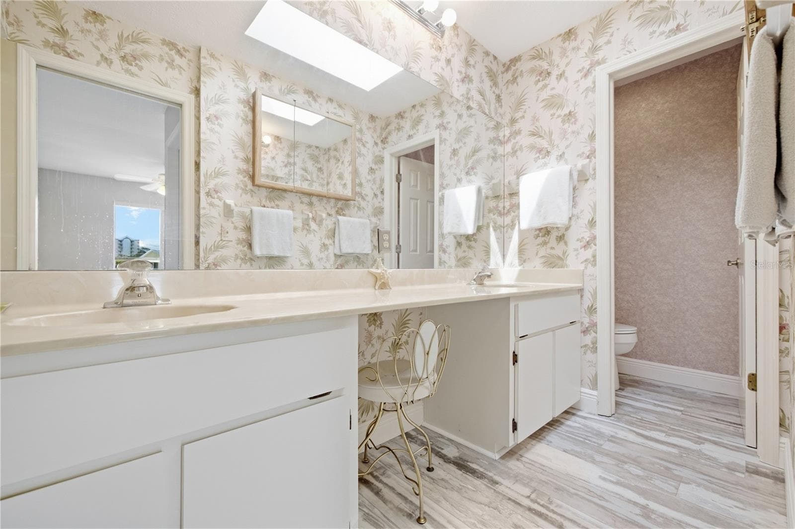 Primary Suite Bathroom.upstairs level 2! - 6244 SPOONBILL DR, NEW PORT RICHEY