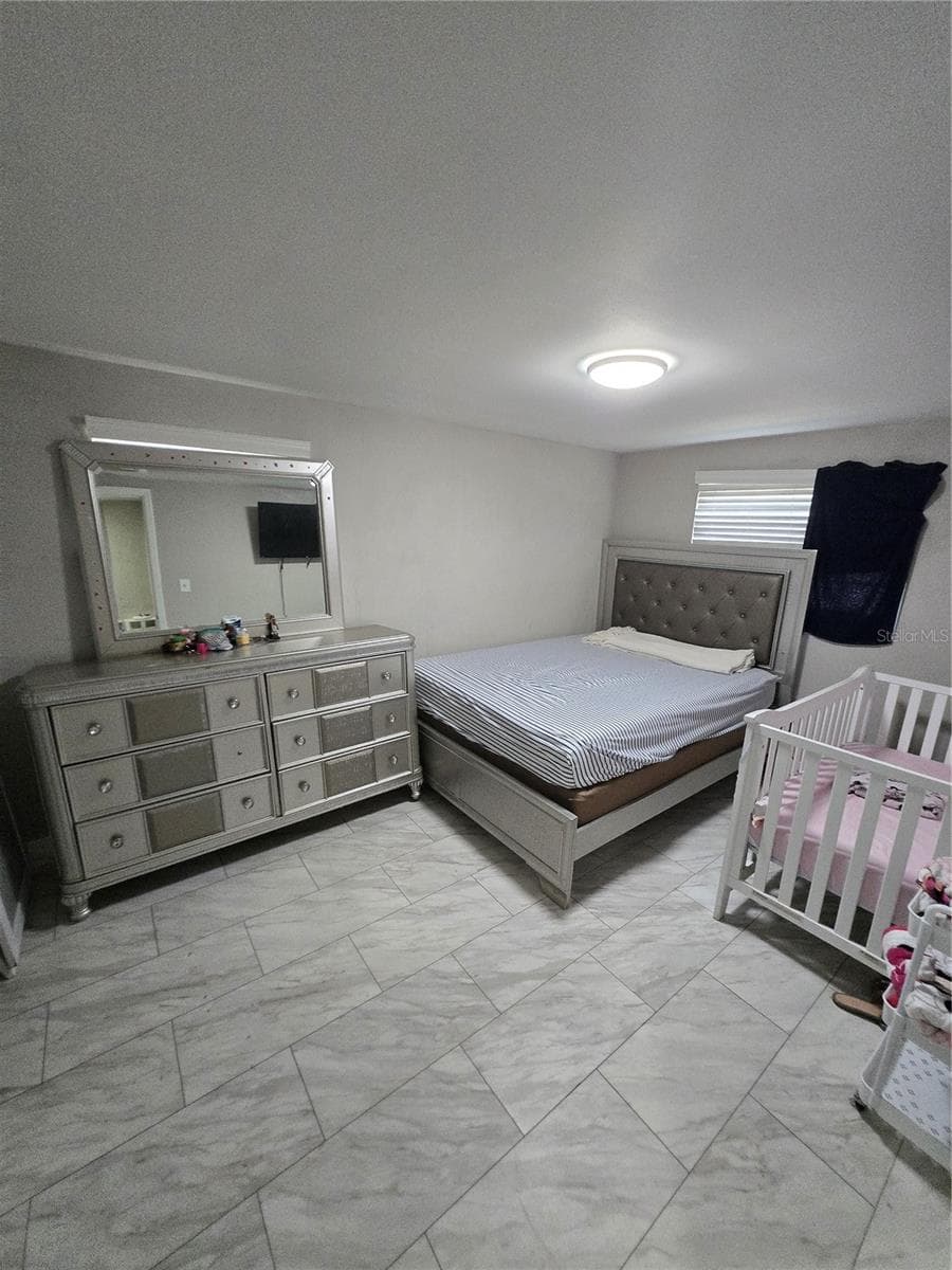 Single Family Residence at 7710 W HANNA AVE, TAMPA, photo 11 of 24