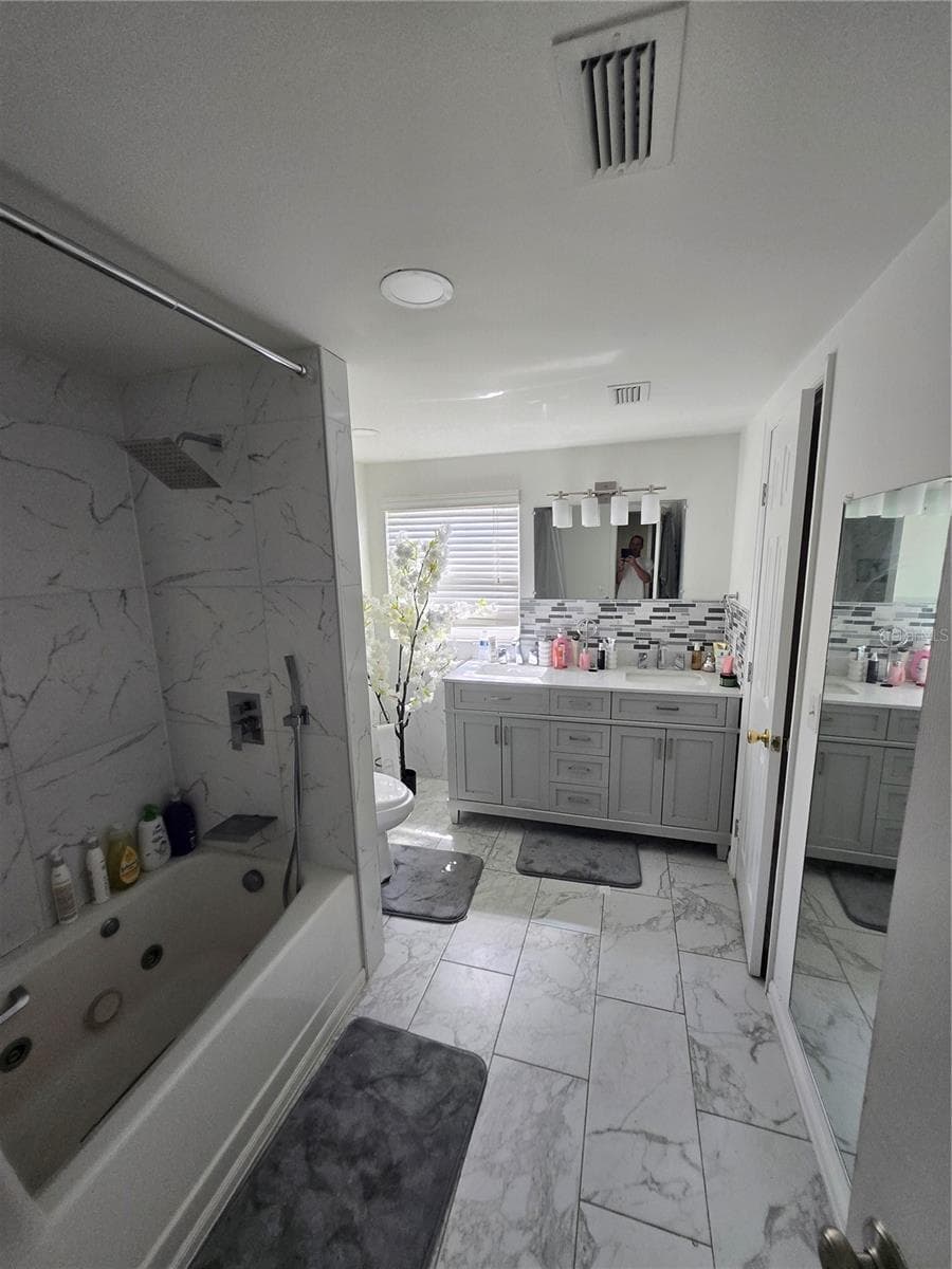 Single Family Residence at 7710 W HANNA AVE, TAMPA, photo 15 of 24