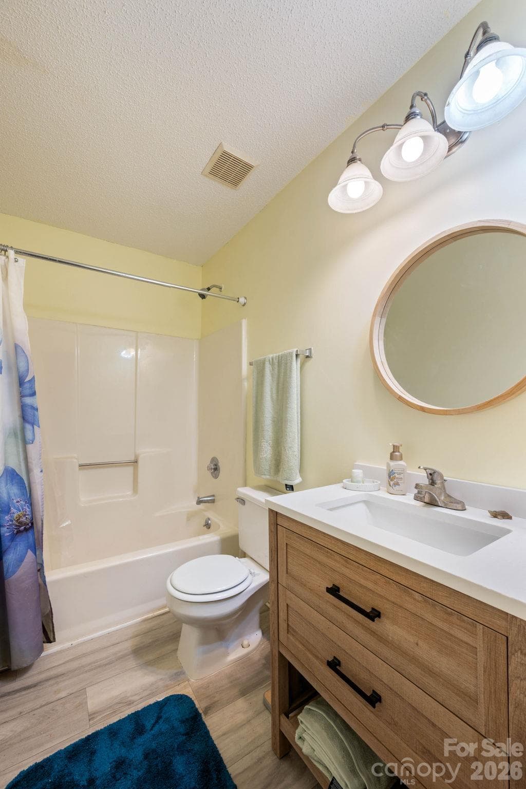 Single Family Residence at 1300 Sugar Hollow Drive, Charlotte, photo 20 of 28