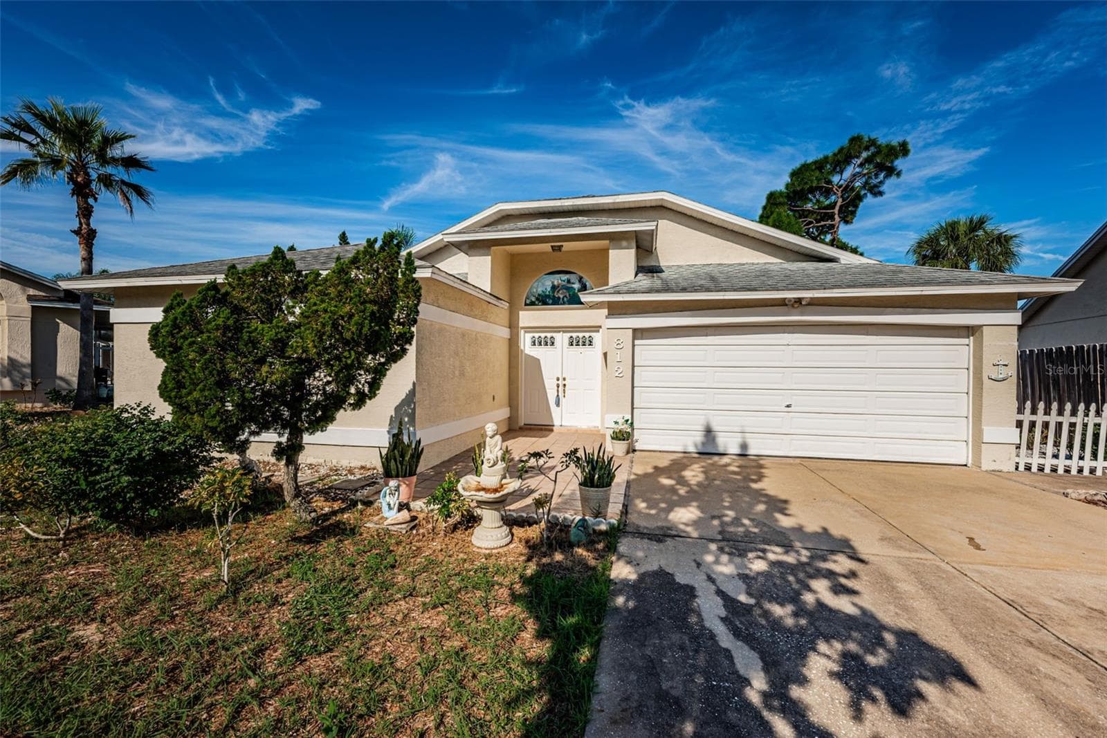 Single Family Residence at 812 HIGH POINT CT, TARPON SPRINGS, photo 2 of 39