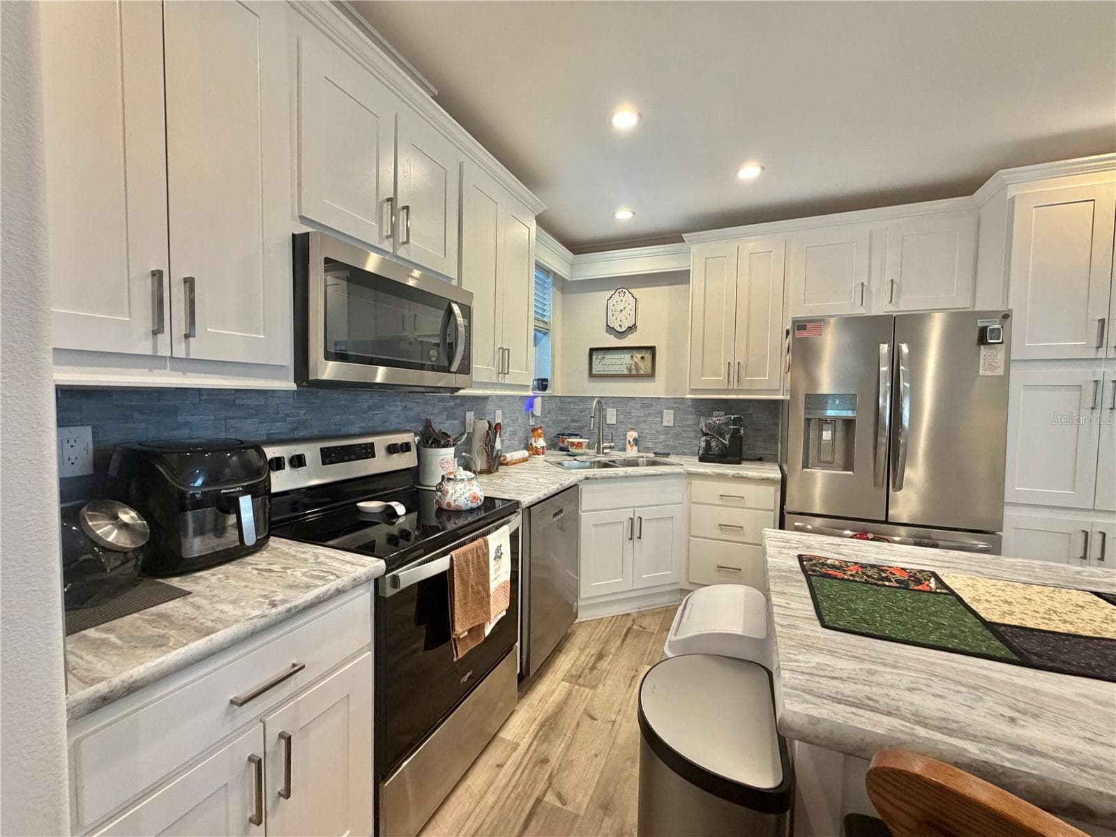 Manufactured Home at 198 JACARANDA DR, LEESBURG, photo 19 of 63