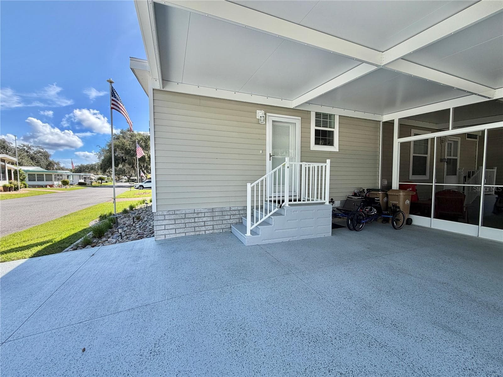 Manufactured Home at 198 JACARANDA DR, LEESBURG, photo 52 of 63