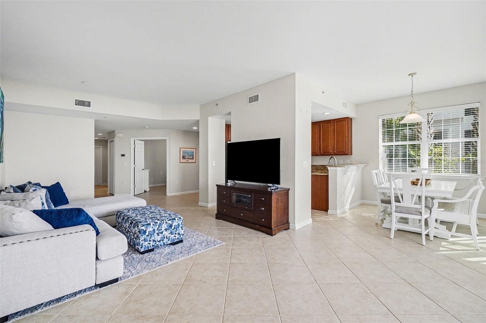 Condominium at 4728 CLUB DR #101, PORT CHARLOTTE, photo 9 of 53