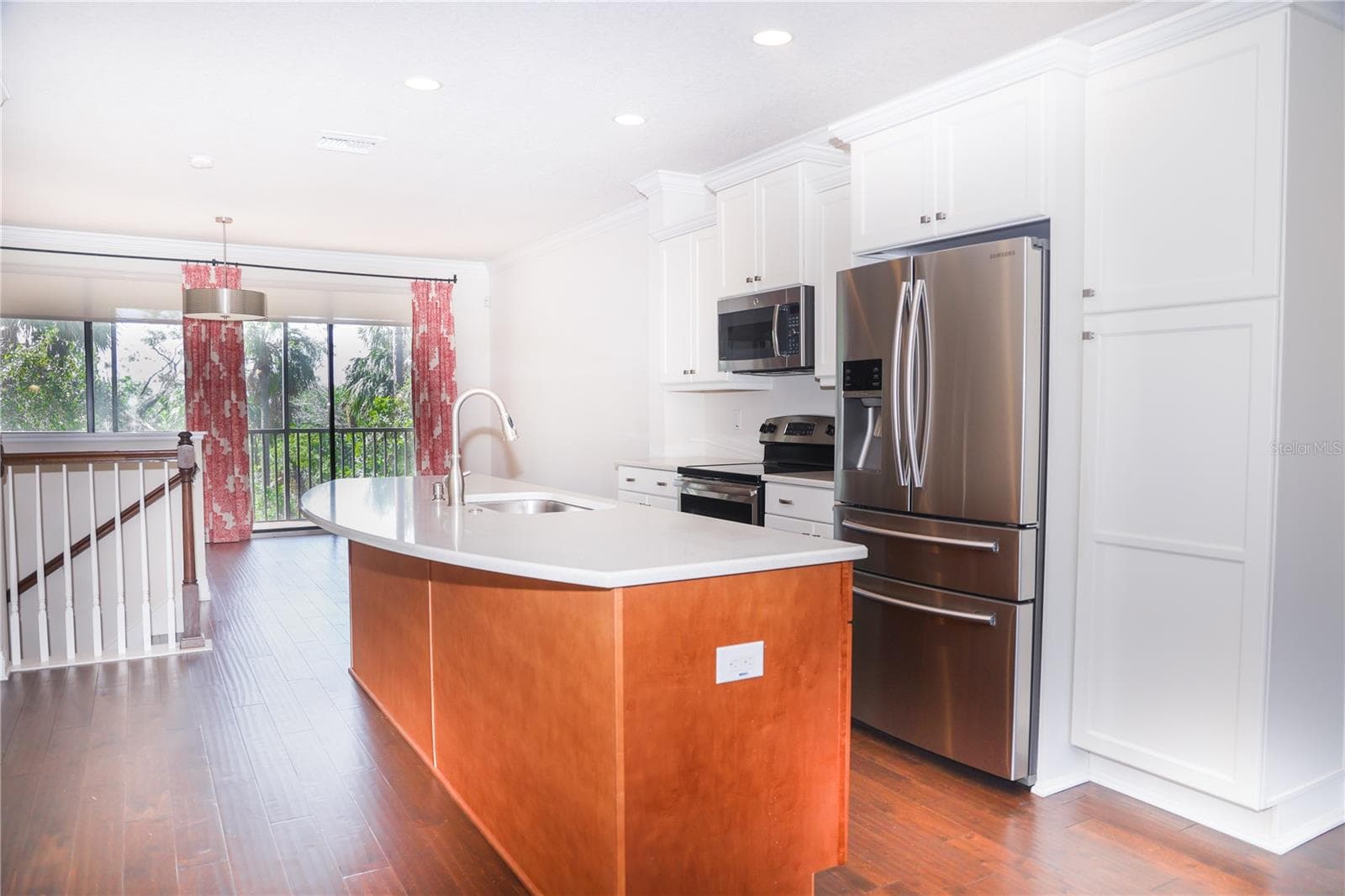 Townhouse at 9705 BAY GROVE LN, TAMPA, photo 11 of 44